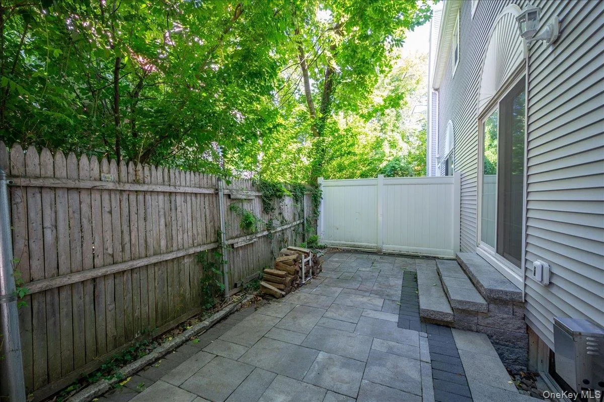 76 Smith Avenue, Orangetown, NY, 3 Bedrooms Bedrooms, 8 Rooms Rooms,2 BathroomsBathrooms,Residential,For Rent,Smith,0,1022779 76 Smith Avenue, Orangetown, NY, 3 Bedrooms Bedrooms, 8 Rooms Rooms,2 BathroomsBathrooms,Residential,For Rent,Smith,0,1022779