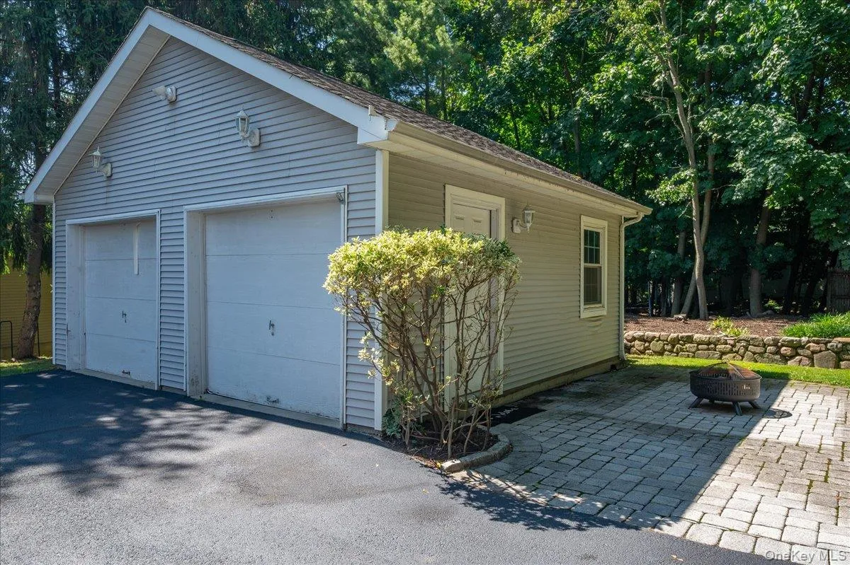 76 Smith Avenue, Orangetown, NY, 3 Bedrooms Bedrooms, 8 Rooms Rooms,2 BathroomsBathrooms,Residential,For Rent,Smith,0,1022779 76 Smith Avenue, Orangetown, NY, 3 Bedrooms Bedrooms, 8 Rooms Rooms,2 BathroomsBathrooms,Residential,For Rent,Smith,0,1022779