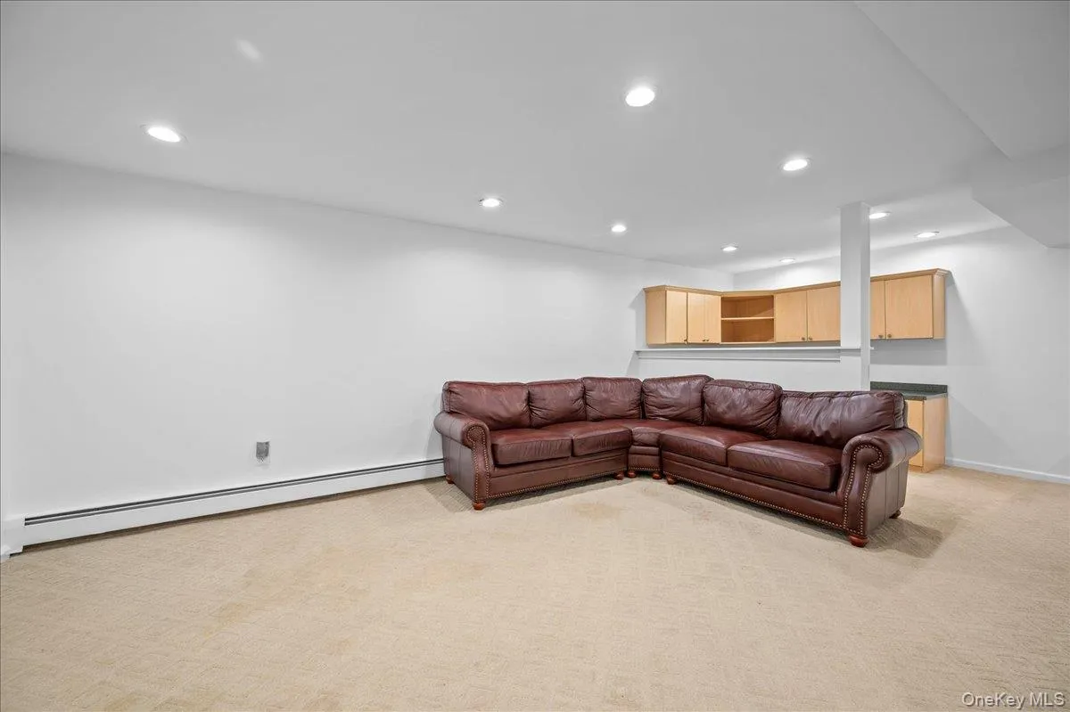 76 Smith Avenue, Orangetown, NY, 3 Bedrooms Bedrooms, 8 Rooms Rooms,2 BathroomsBathrooms,Residential,For Rent,Smith,0,1022779 76 Smith Avenue, Orangetown, NY, 3 Bedrooms Bedrooms, 8 Rooms Rooms,2 BathroomsBathrooms,Residential,For Rent,Smith,0,1022779
