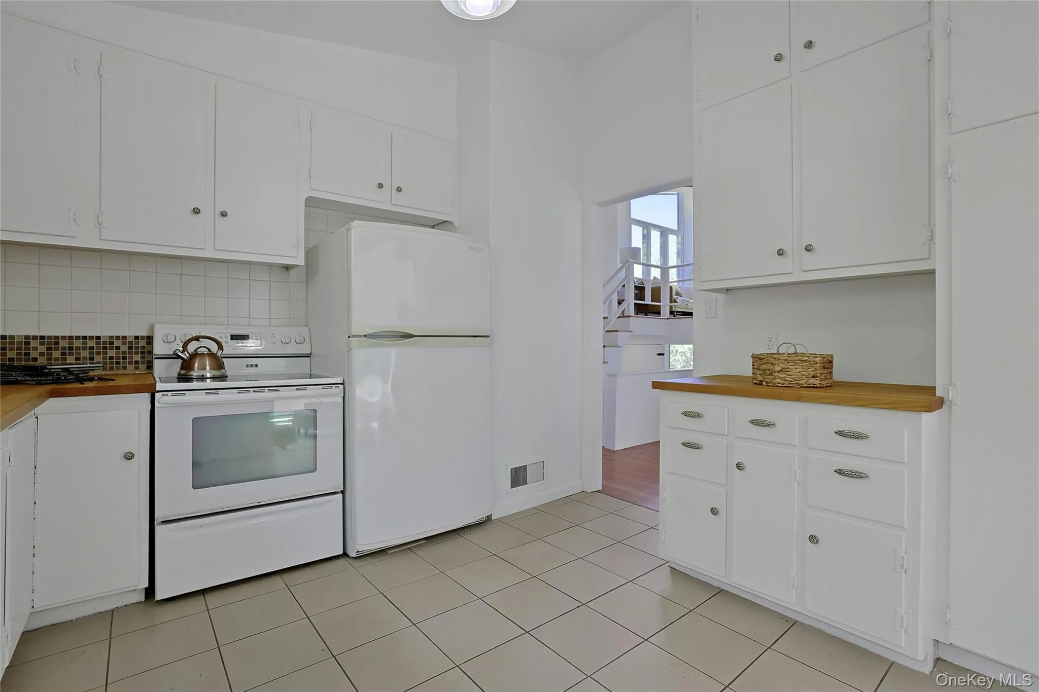 107 Larchdale Avenue, Clarkstown, NY, 2 Bedrooms Bedrooms, 7 Rooms Rooms,1 BathroomBathrooms,Residential,For Rent,Larchdale,0,1022780 107 Larchdale Avenue, Clarkstown, NY, 2 Bedrooms Bedrooms, 7 Rooms Rooms,1 BathroomBathrooms,Residential,For Rent,Larchdale,0,1022780