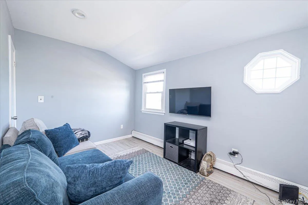 148 Saxton Street, Brookhaven, NY, 4 Bedrooms Bedrooms, 8 Rooms Rooms,2 BathroomsBathrooms,Residential,For Rent,Saxton,0,1022786 148 Saxton Street, Brookhaven, NY, 4 Bedrooms Bedrooms, 8 Rooms Rooms,2 BathroomsBathrooms,Residential,For Rent,Saxton,0,1022786