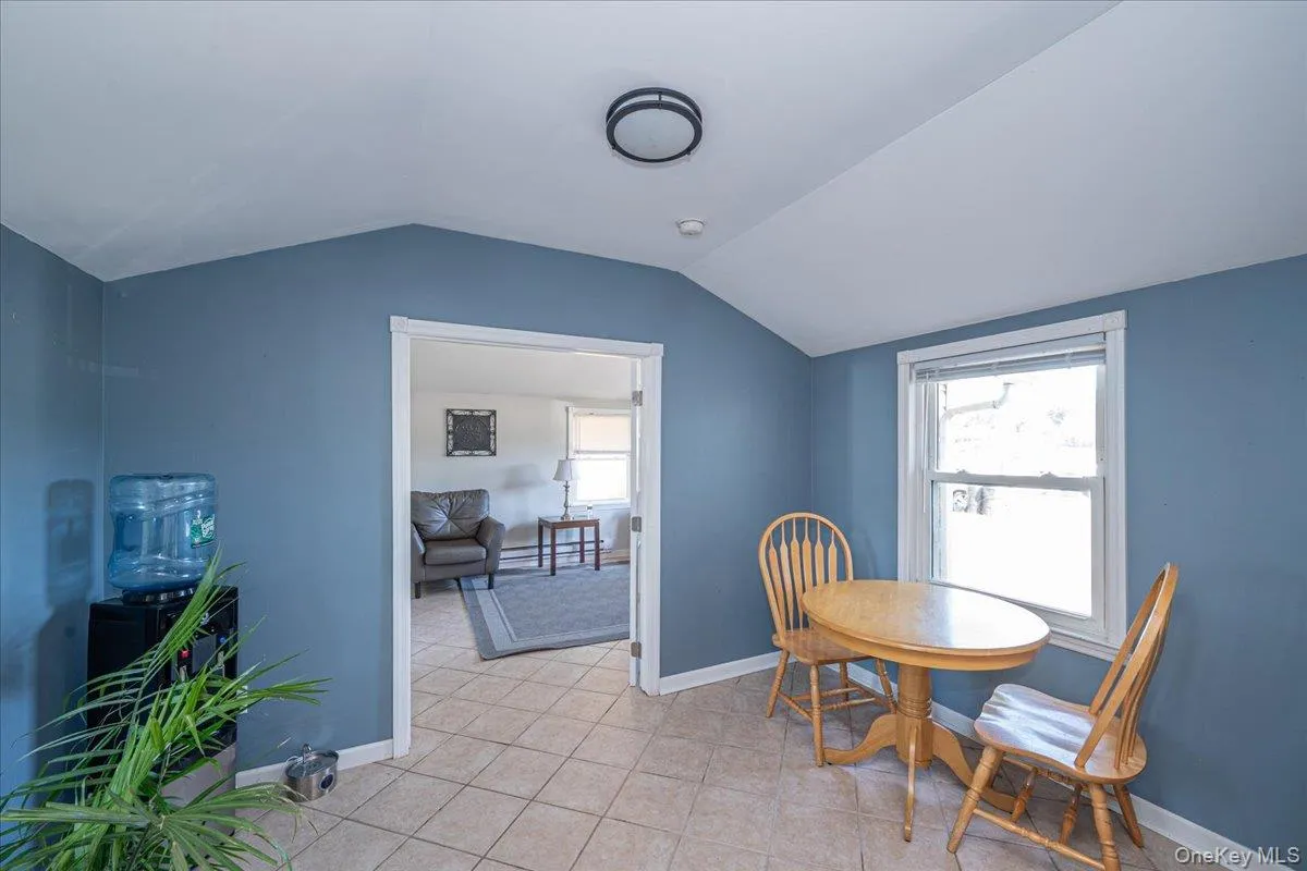 148 Saxton Street, Brookhaven, NY, 4 Bedrooms Bedrooms, 8 Rooms Rooms,2 BathroomsBathrooms,Residential,For Rent,Saxton,0,1022786 148 Saxton Street, Brookhaven, NY, 4 Bedrooms Bedrooms, 8 Rooms Rooms,2 BathroomsBathrooms,Residential,For Rent,Saxton,0,1022786