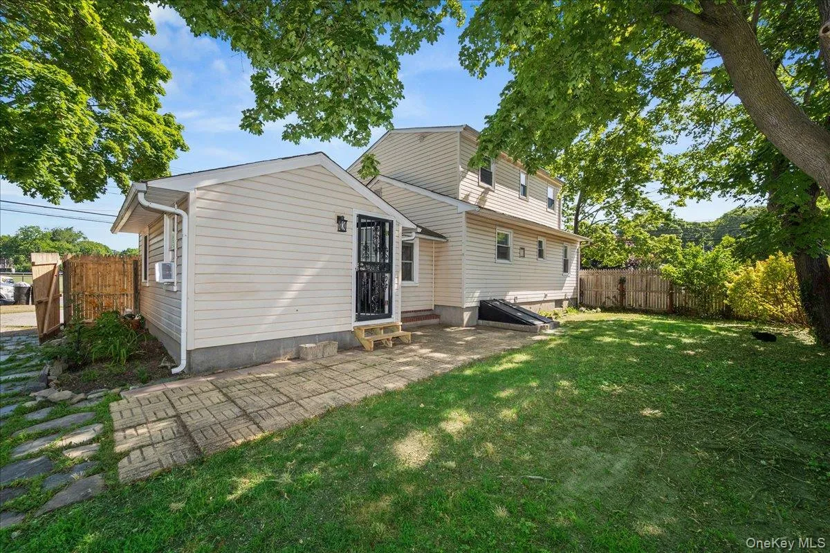 148 Saxton Street, Brookhaven, NY, 4 Bedrooms Bedrooms, 8 Rooms Rooms,2 BathroomsBathrooms,Residential,For Rent,Saxton,0,1022786 148 Saxton Street, Brookhaven, NY, 4 Bedrooms Bedrooms, 8 Rooms Rooms,2 BathroomsBathrooms,Residential,For Rent,Saxton,0,1022786