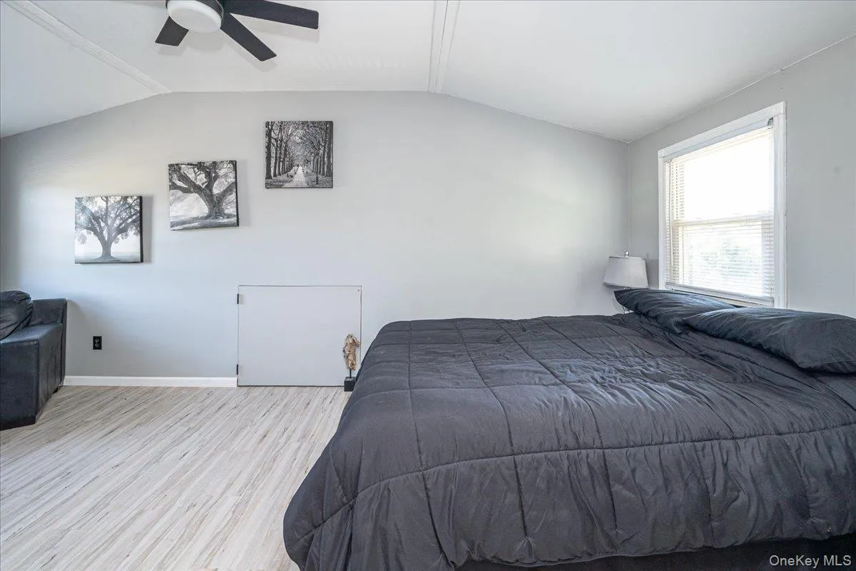 148 Saxton Street, Brookhaven, NY, 4 Bedrooms Bedrooms, 8 Rooms Rooms,2 BathroomsBathrooms,Residential,For Rent,Saxton,0,1022786 148 Saxton Street, Brookhaven, NY, 4 Bedrooms Bedrooms, 8 Rooms Rooms,2 BathroomsBathrooms,Residential,For Rent,Saxton,0,1022786