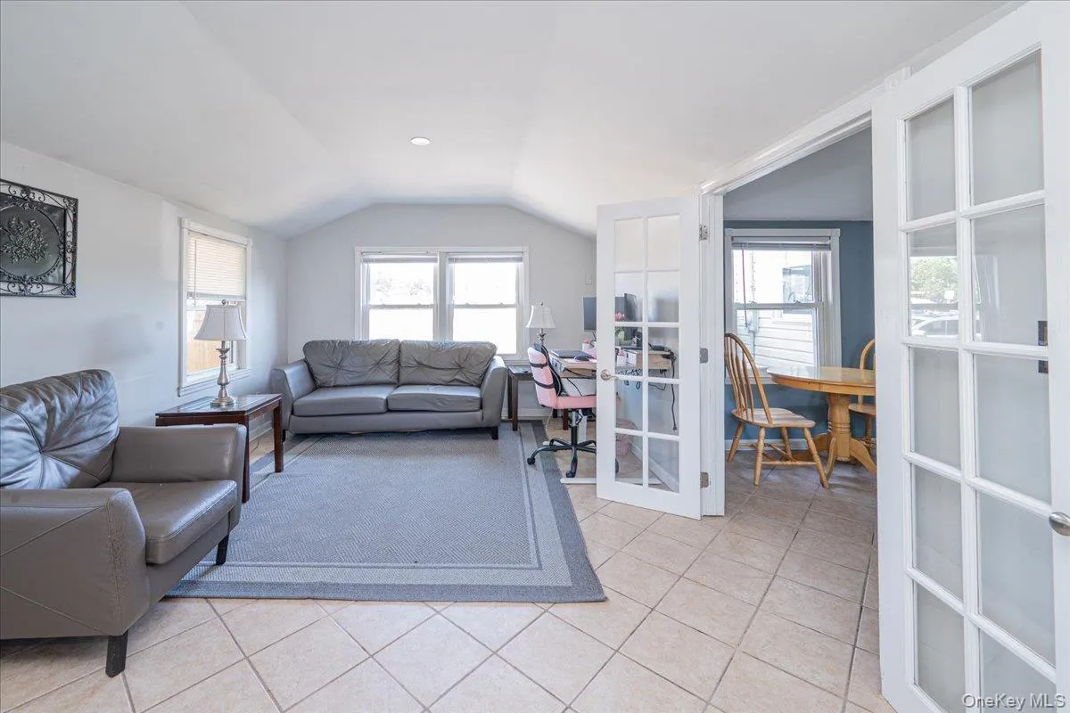 148 Saxton Street, Brookhaven, NY, 4 Bedrooms Bedrooms, 8 Rooms Rooms,2 BathroomsBathrooms,Residential,For Rent,Saxton,0,1022786 148 Saxton Street, Brookhaven, NY, 4 Bedrooms Bedrooms, 8 Rooms Rooms,2 BathroomsBathrooms,Residential,For Rent,Saxton,0,1022786