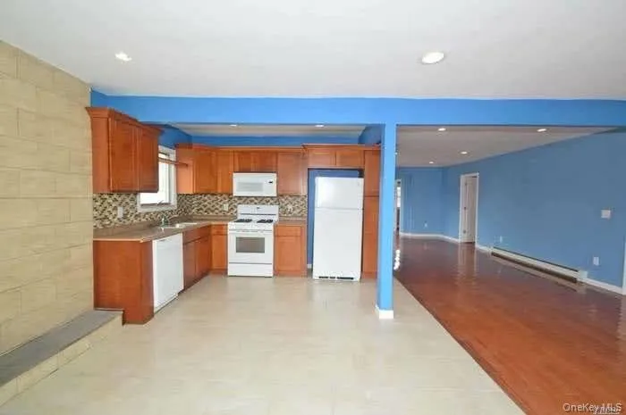 370 Clocks Boulevard, Oyster Bay, NY, 4 Bedrooms Bedrooms, 9 Rooms Rooms,2 BathroomsBathrooms,Residential,For Rent,Clocks,0,1022789 370 Clocks Boulevard, Oyster Bay, NY, 4 Bedrooms Bedrooms, 9 Rooms Rooms,2 BathroomsBathrooms,Residential,For Rent,Clocks,0,1022789