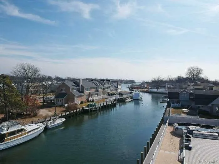370 Clocks Boulevard, Oyster Bay, NY, 4 Bedrooms Bedrooms, 9 Rooms Rooms,2 BathroomsBathrooms,Residential,For Rent,Clocks,0,1022789 370 Clocks Boulevard, Oyster Bay, NY, 4 Bedrooms Bedrooms, 9 Rooms Rooms,2 BathroomsBathrooms,Residential,For Rent,Clocks,0,1022789