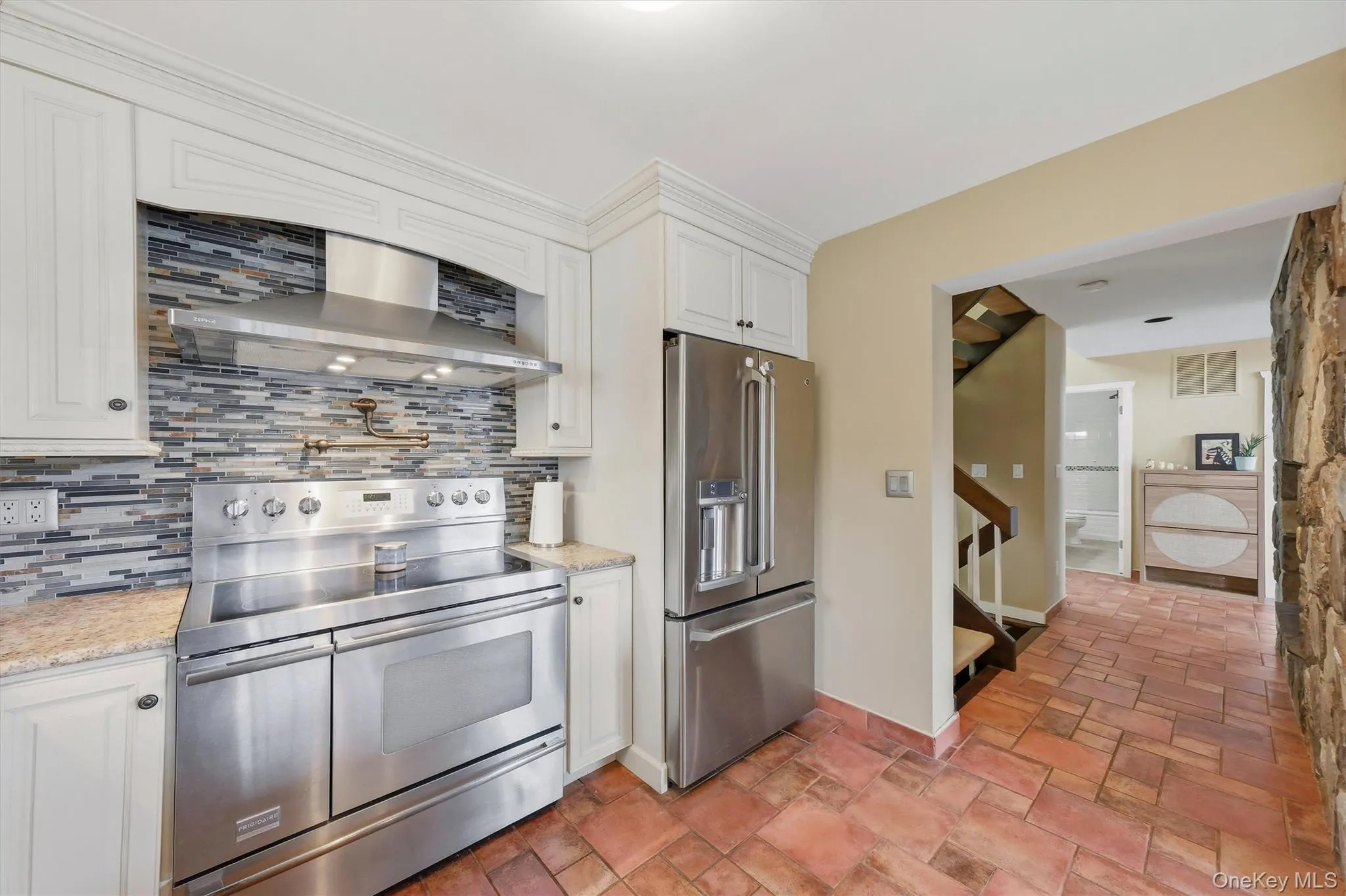 101 Westchester Avenue, Cortlandt, NY, 4 Bedrooms Bedrooms, 9 Rooms Rooms,2 BathroomsBathrooms,Residential,For Rent,Westchester,0,1022793 101 Westchester Avenue, Cortlandt, NY, 4 Bedrooms Bedrooms, 9 Rooms Rooms,2 BathroomsBathrooms,Residential,For Rent,Westchester,0,1022793