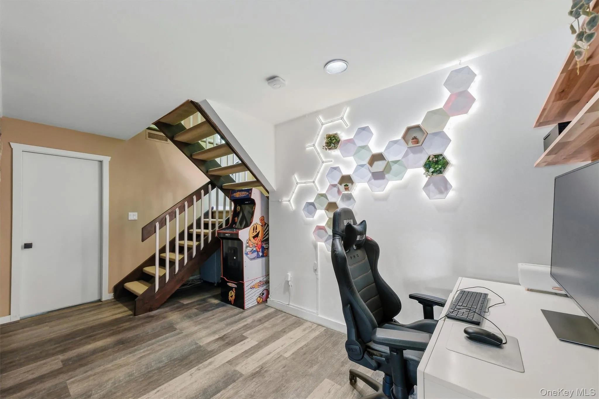 101 Westchester Avenue, Cortlandt, NY, 4 Bedrooms Bedrooms, 9 Rooms Rooms,2 BathroomsBathrooms,Residential,For Rent,Westchester,0,1022793 101 Westchester Avenue, Cortlandt, NY, 4 Bedrooms Bedrooms, 9 Rooms Rooms,2 BathroomsBathrooms,Residential,For Rent,Westchester,0,1022793