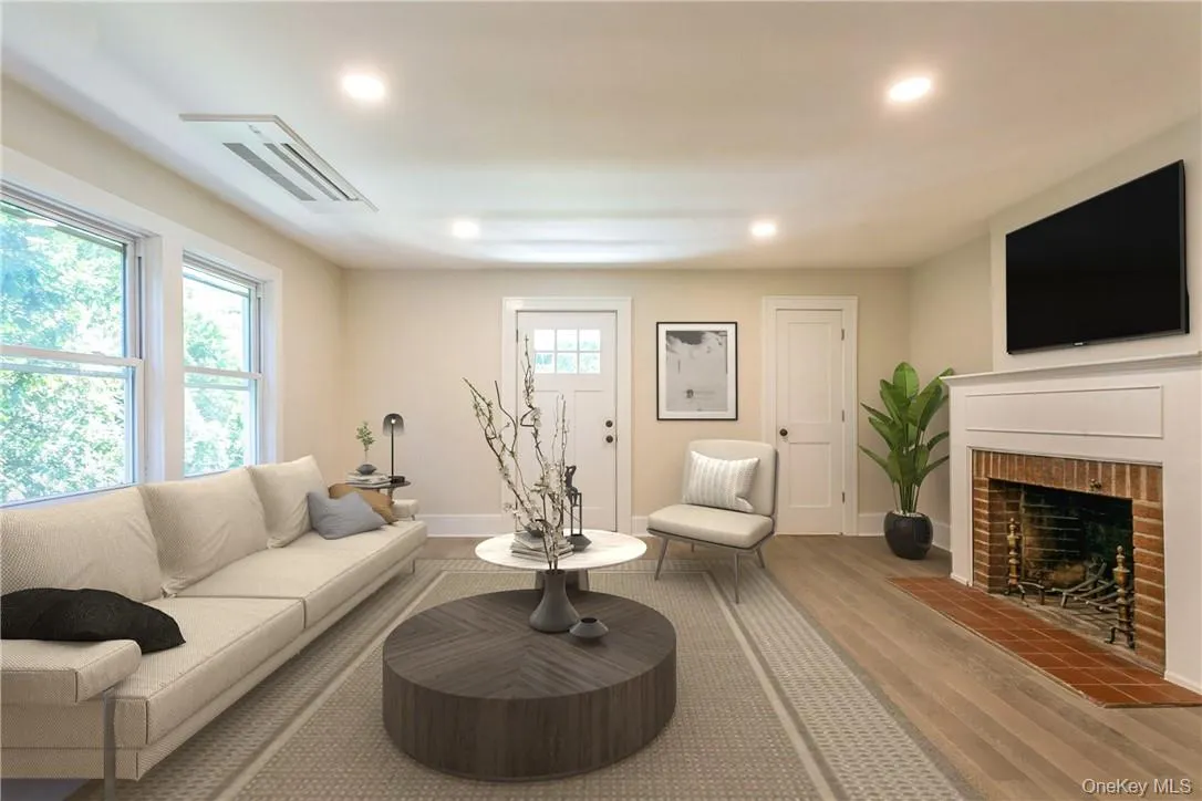 Virtually Staged, Living RM w/FP Virtually Staged, Living RM w/FP