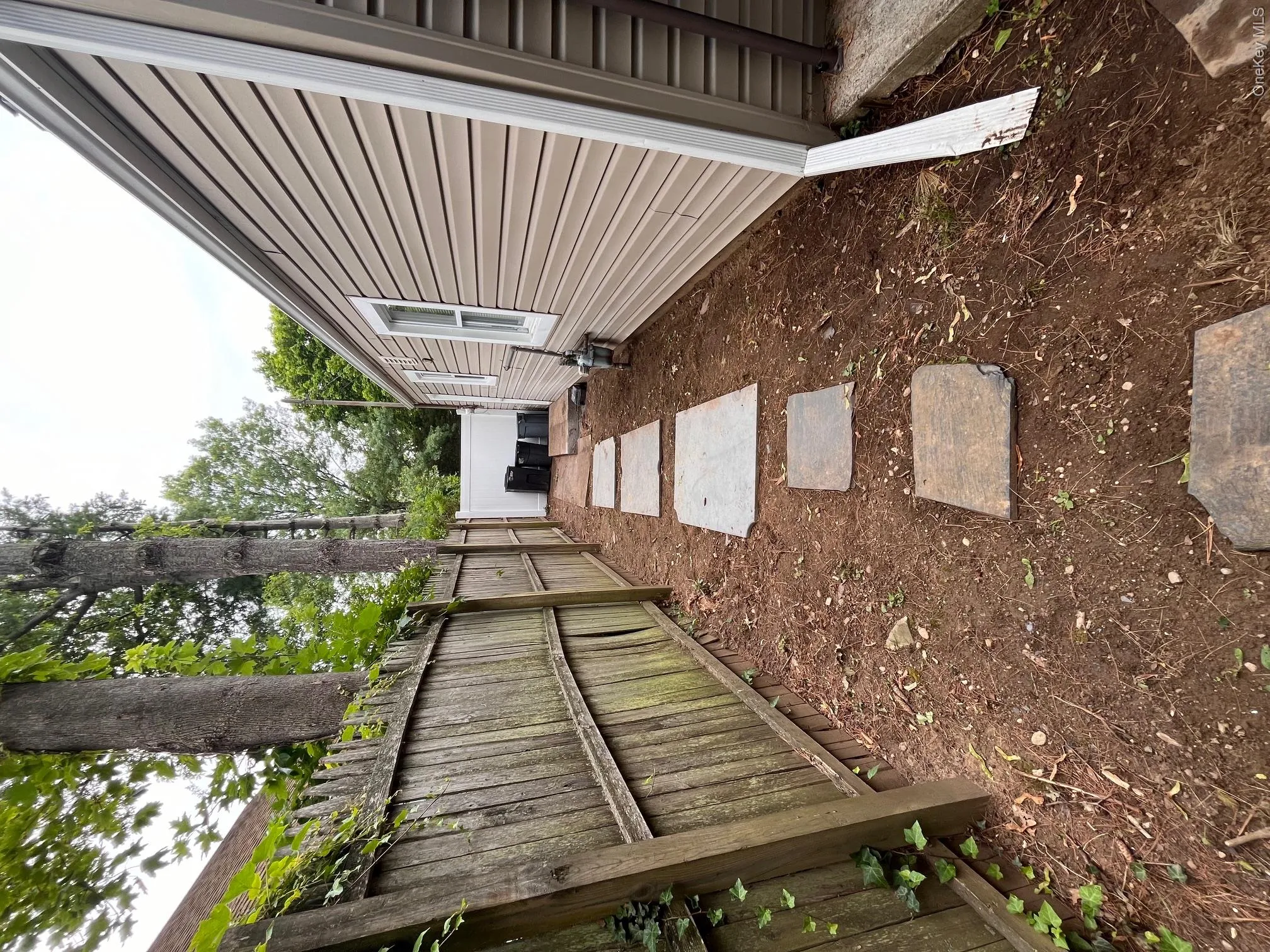44 Commander Avenue, Hempstead, NY, 2 Bedrooms Bedrooms, 5 Rooms Rooms,1 BathroomBathrooms,Residential,For Rent,Commander,0,1022802 44 Commander Avenue, Hempstead, NY, 2 Bedrooms Bedrooms, 5 Rooms Rooms,1 BathroomBathrooms,Residential,For Rent,Commander,0,1022802
