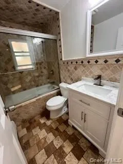 44 Commander Avenue, Hempstead, NY, 2 Bedrooms Bedrooms, 5 Rooms Rooms,1 BathroomBathrooms,Residential,For Rent,Commander,0,1022802 44 Commander Avenue, Hempstead, NY, 2 Bedrooms Bedrooms, 5 Rooms Rooms,1 BathroomBathrooms,Residential,For Rent,Commander,0,1022802