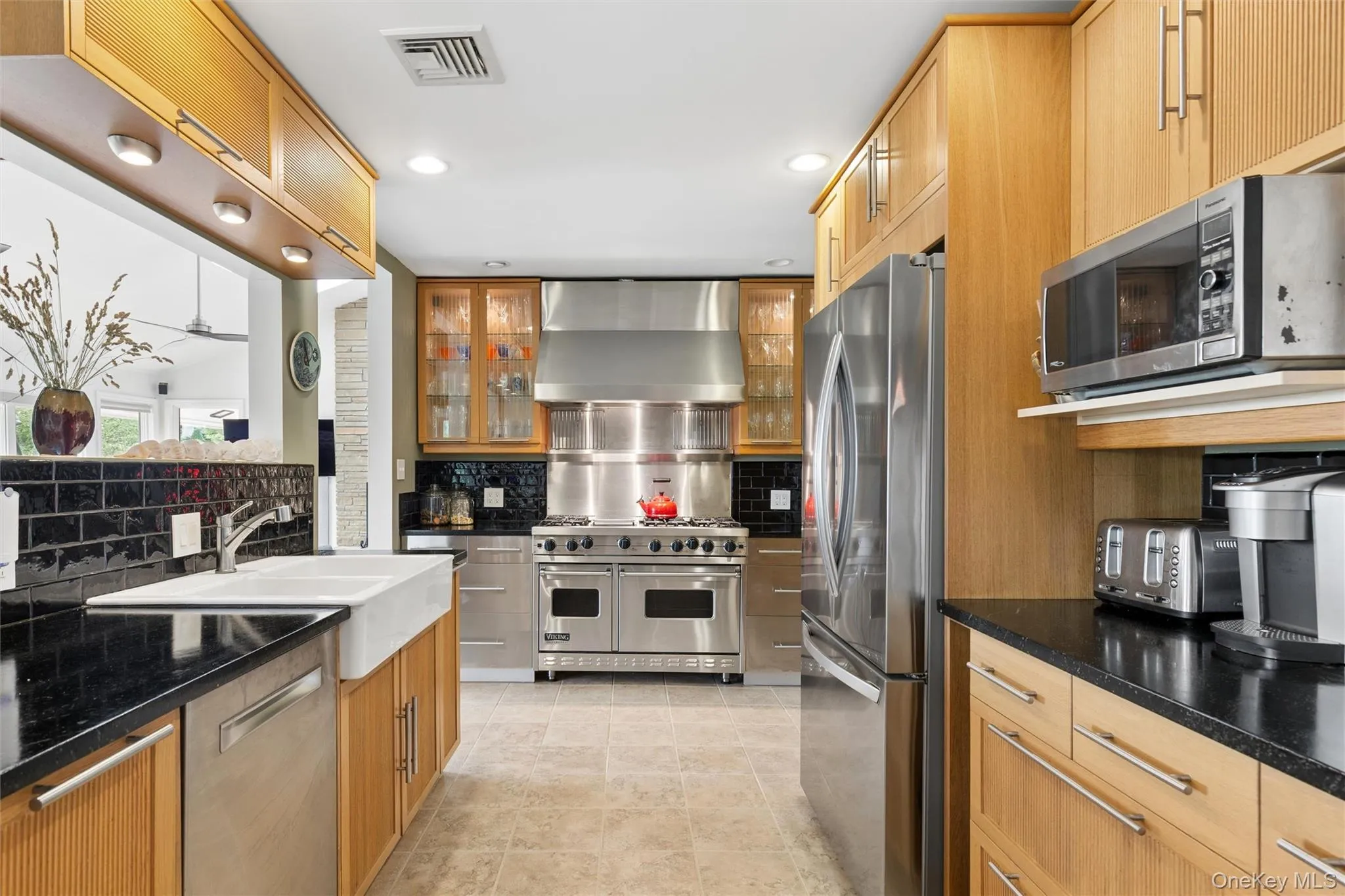 2245 Little Peconic Bay Lane, Southold, NY, 3 Bedrooms Bedrooms, 10 Rooms Rooms,2 BathroomsBathrooms,Residential,For Rent,Little Peconic Bay,0,1022803 2245 Little Peconic Bay Lane, Southold, NY, 3 Bedrooms Bedrooms, 10 Rooms Rooms,2 BathroomsBathrooms,Residential,For Rent,Little Peconic Bay,0,1022803