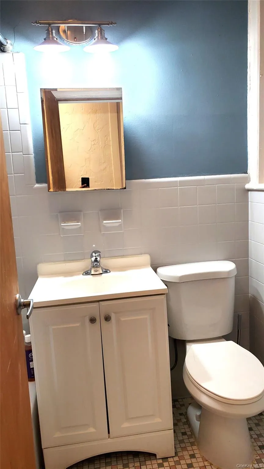 Full Bath Full Bath