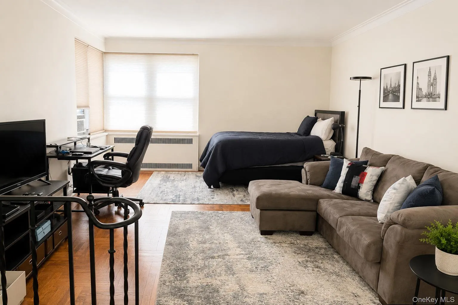210 Martine Avenue, White Plains, NY, 2 Rooms Rooms,1 BathroomBathrooms,Residential Lease,For Rent,Martine,0,1022810 210 Martine Avenue, White Plains, NY, 2 Rooms Rooms,1 BathroomBathrooms,Residential Lease,For Rent,Martine,0,1022810