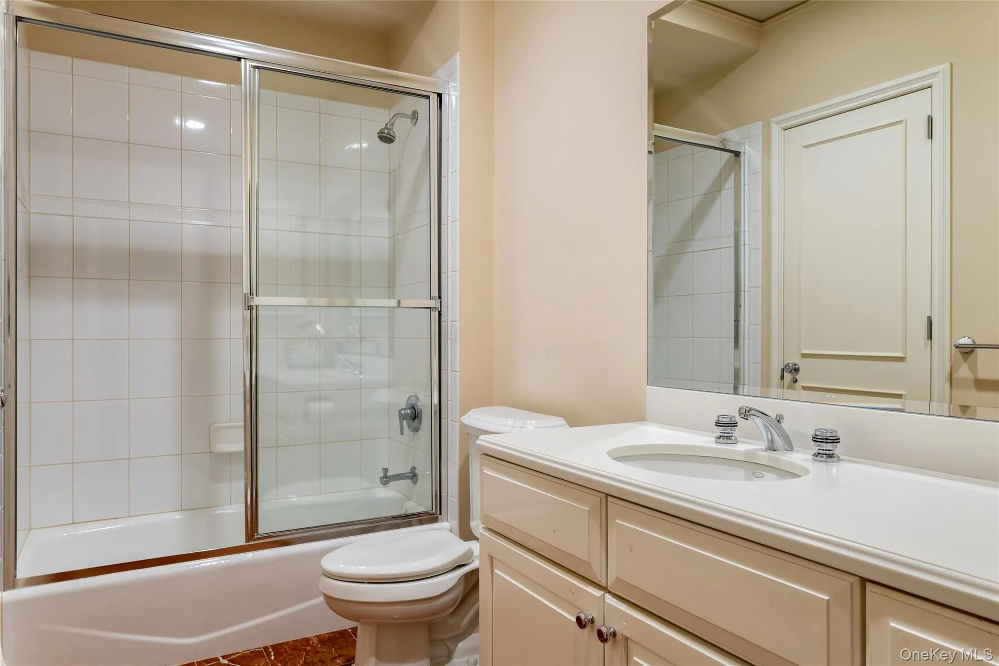 Guest Ensuite Guest Ensuite