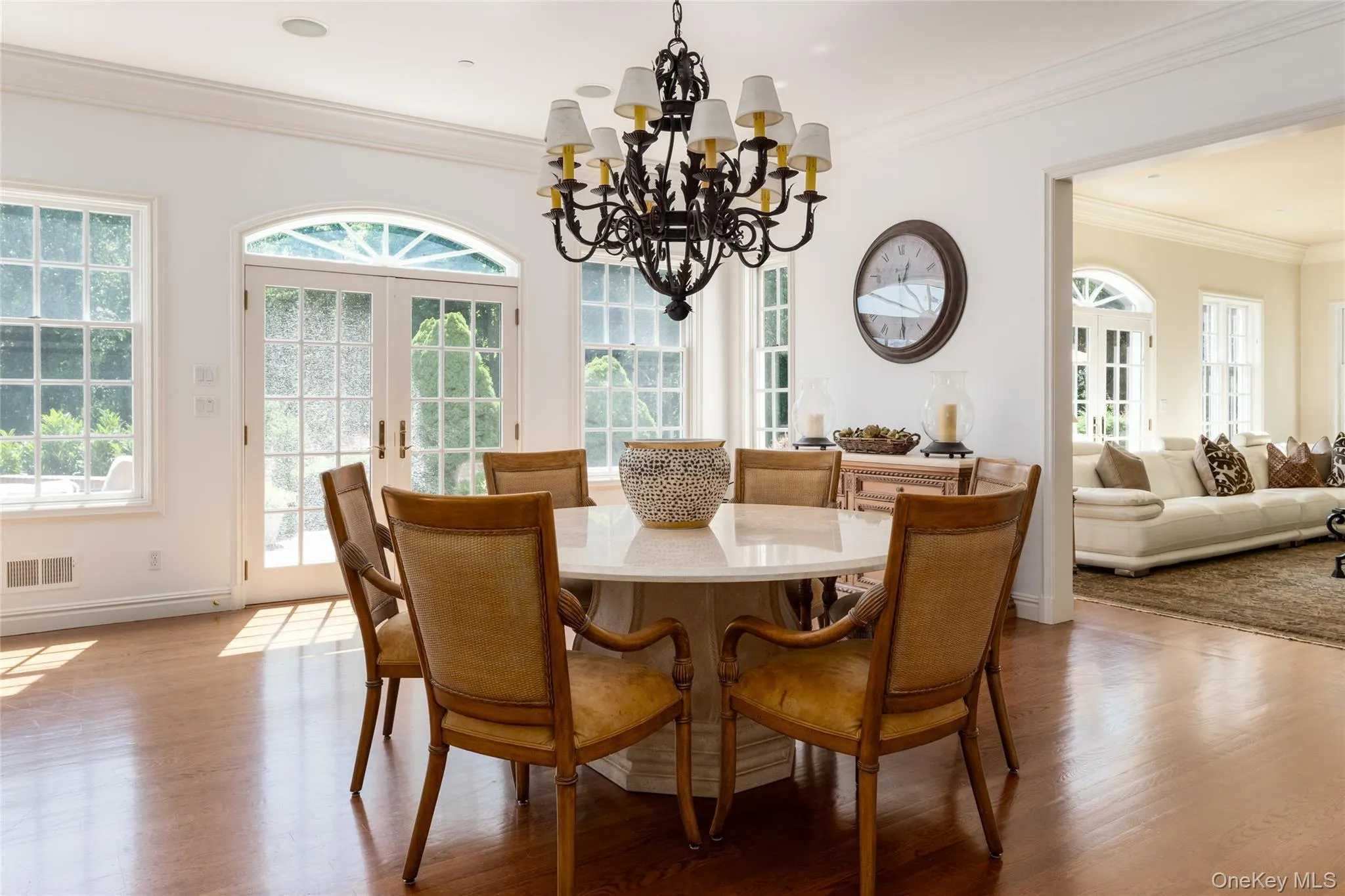 Breakfast Room wtih doors to patio Breakfast Room wtih doors to patio
