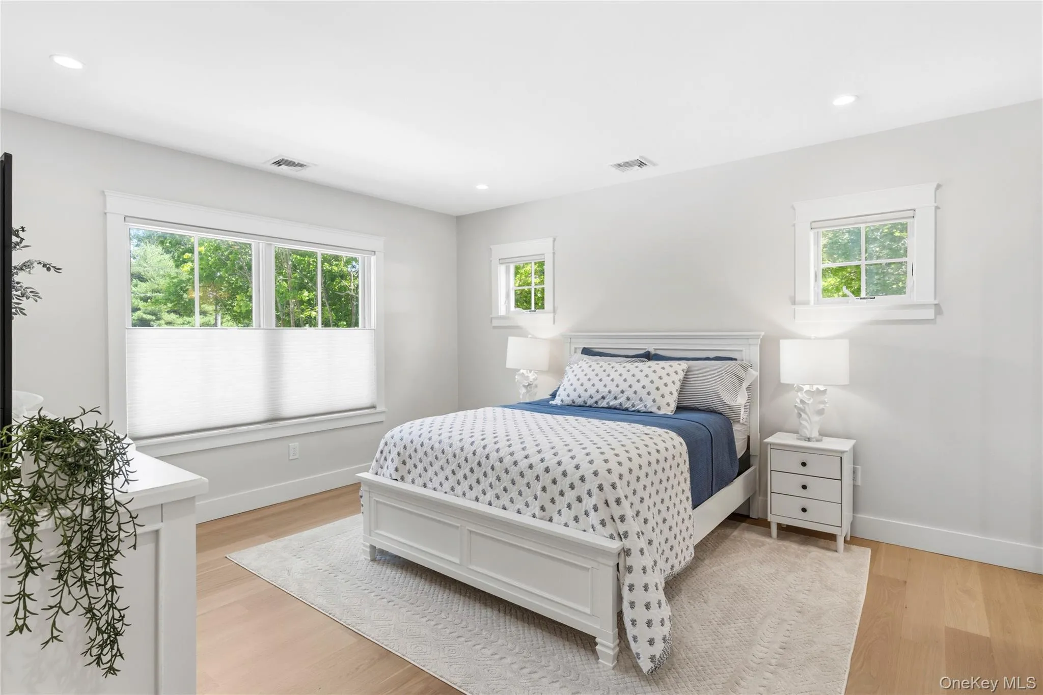 139 Montauk Highway, Southampton, NY, 4 Bedrooms Bedrooms, 7 Rooms Rooms,4 BathroomsBathrooms,Residential,For Rent,Montauk,0,1022817 139 Montauk Highway, Southampton, NY, 4 Bedrooms Bedrooms, 7 Rooms Rooms,4 BathroomsBathrooms,Residential,For Rent,Montauk,0,1022817