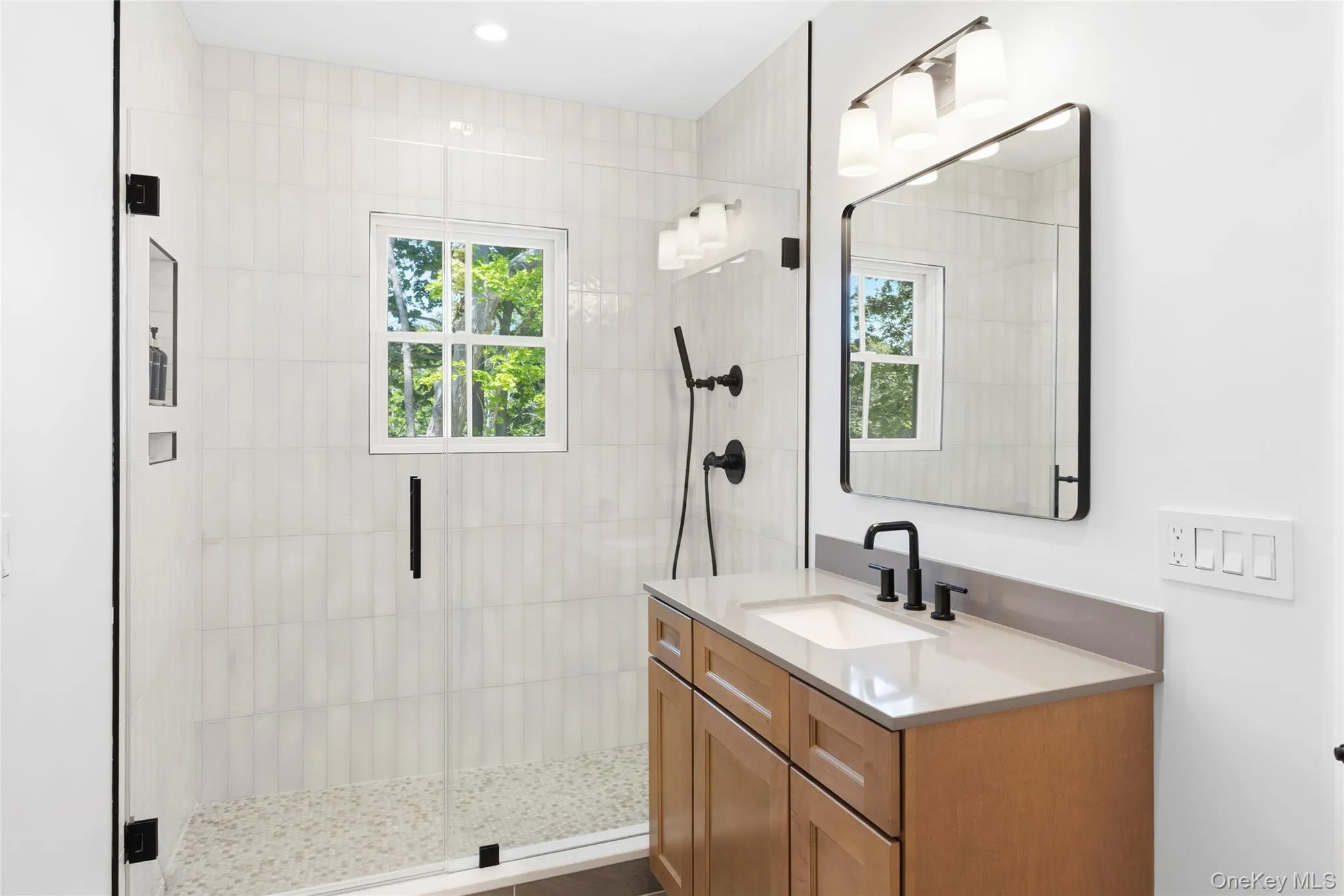 139 Montauk Highway, Southampton, NY, 4 Bedrooms Bedrooms, 7 Rooms Rooms,4 BathroomsBathrooms,Residential,For Rent,Montauk,0,1022817 139 Montauk Highway, Southampton, NY, 4 Bedrooms Bedrooms, 7 Rooms Rooms,4 BathroomsBathrooms,Residential,For Rent,Montauk,0,1022817