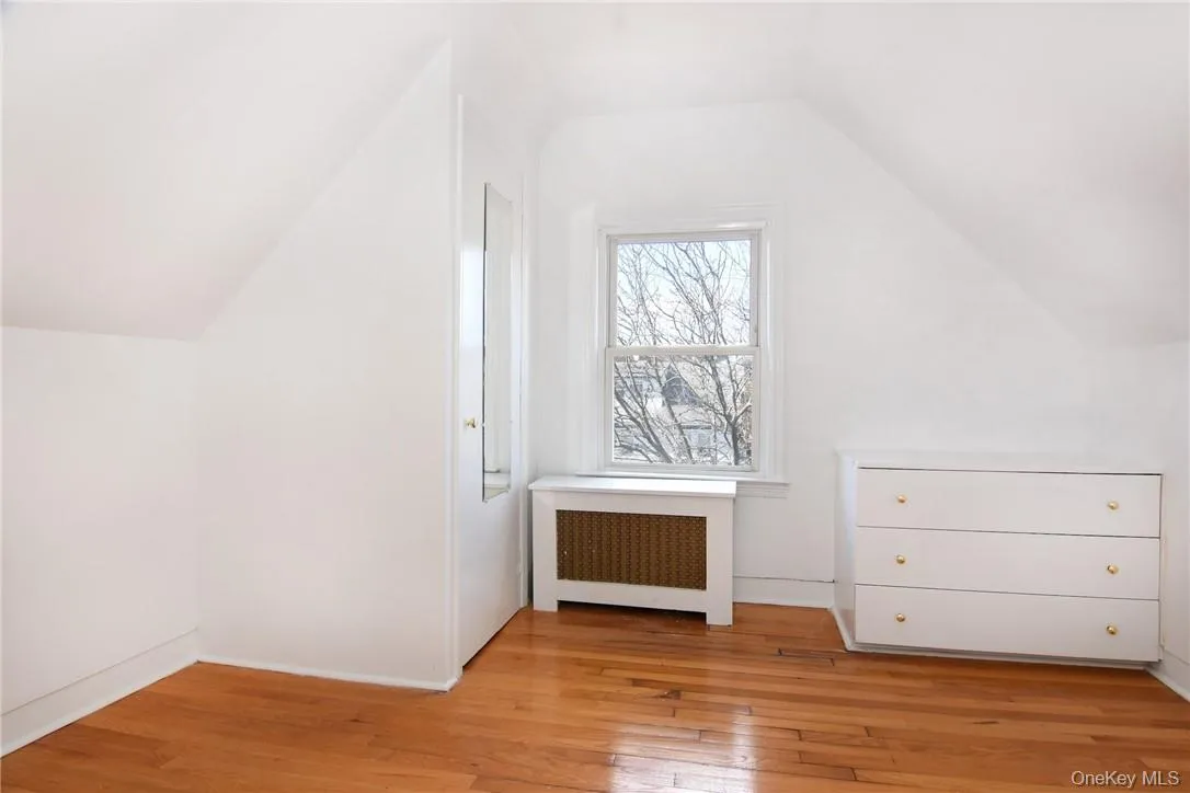 216 Third Avenue, Pelham, NY, 4 Bedrooms Bedrooms, 12 Rooms Rooms,1 BathroomBathrooms,Residential Lease,For Rent,Third,0,1022824 216 Third Avenue, Pelham, NY, 4 Bedrooms Bedrooms, 12 Rooms Rooms,1 BathroomBathrooms,Residential Lease,For Rent,Third,0,1022824