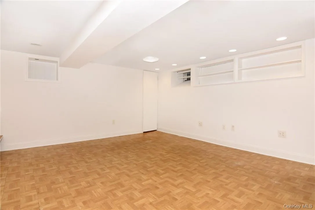 216 Third Avenue, Pelham, NY, 4 Bedrooms Bedrooms, 12 Rooms Rooms,1 BathroomBathrooms,Residential Lease,For Rent,Third,0,1022824 216 Third Avenue, Pelham, NY, 4 Bedrooms Bedrooms, 12 Rooms Rooms,1 BathroomBathrooms,Residential Lease,For Rent,Third,0,1022824