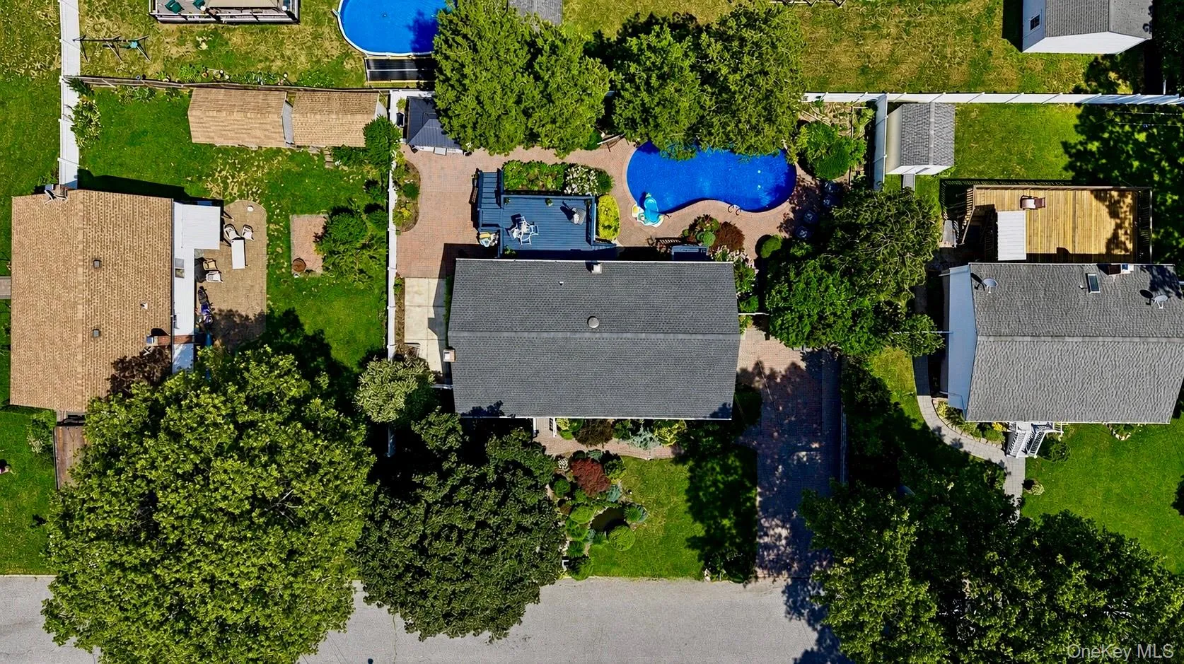 9 Starr Street, Brookhaven, NY, 3 Bedrooms Bedrooms, 6 Rooms Rooms,2 BathroomsBathrooms,Residential,For Rent,Starr,0,1022825 9 Starr Street, Brookhaven, NY, 3 Bedrooms Bedrooms, 6 Rooms Rooms,2 BathroomsBathrooms,Residential,For Rent,Starr,0,1022825