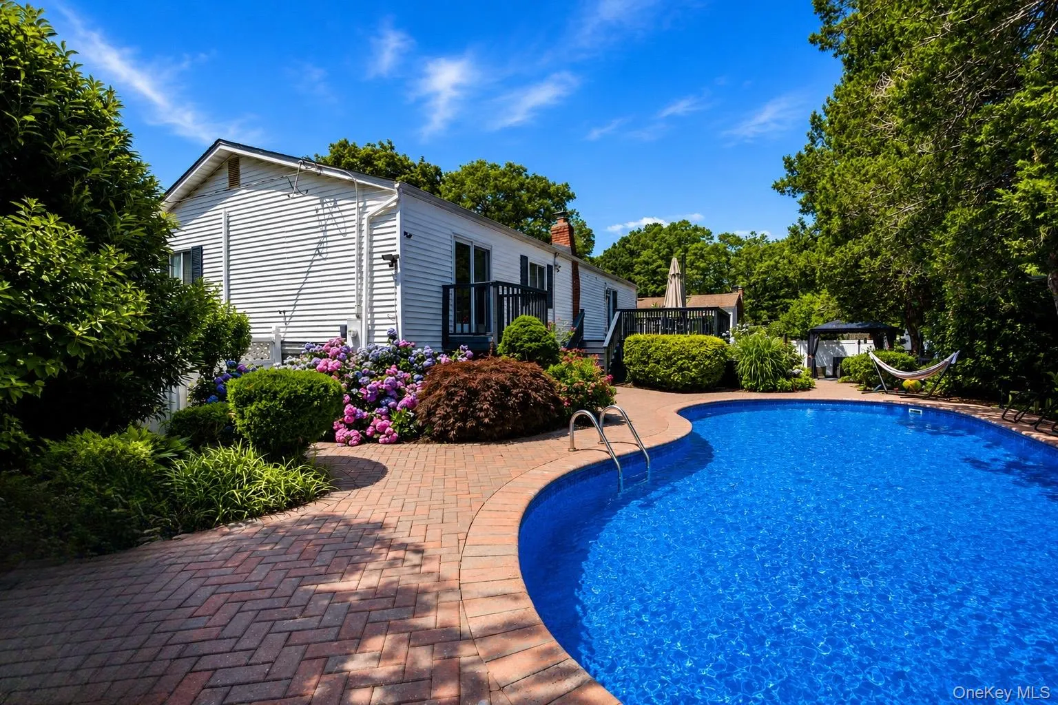9 Starr Street, Brookhaven, NY, 3 Bedrooms Bedrooms, 6 Rooms Rooms,2 BathroomsBathrooms,Residential,For Rent,Starr,0,1022825 9 Starr Street, Brookhaven, NY, 3 Bedrooms Bedrooms, 6 Rooms Rooms,2 BathroomsBathrooms,Residential,For Rent,Starr,0,1022825