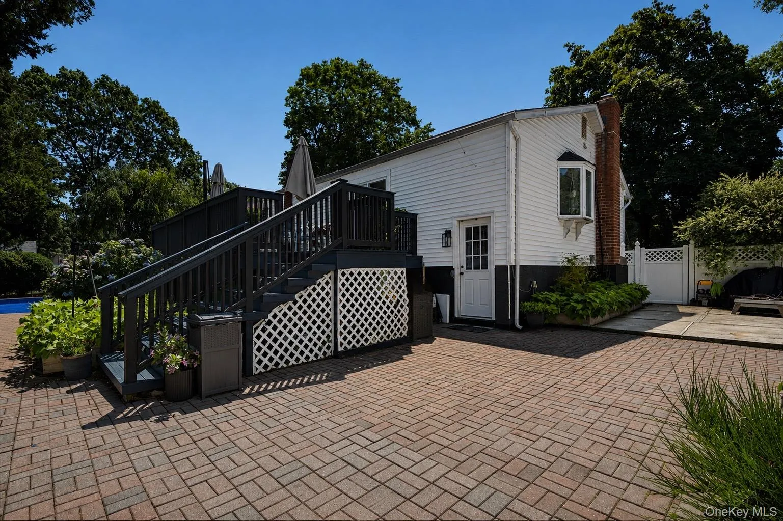 9 Starr Street, Brookhaven, NY, 3 Bedrooms Bedrooms, 6 Rooms Rooms,2 BathroomsBathrooms,Residential,For Rent,Starr,0,1022825 9 Starr Street, Brookhaven, NY, 3 Bedrooms Bedrooms, 6 Rooms Rooms,2 BathroomsBathrooms,Residential,For Rent,Starr,0,1022825