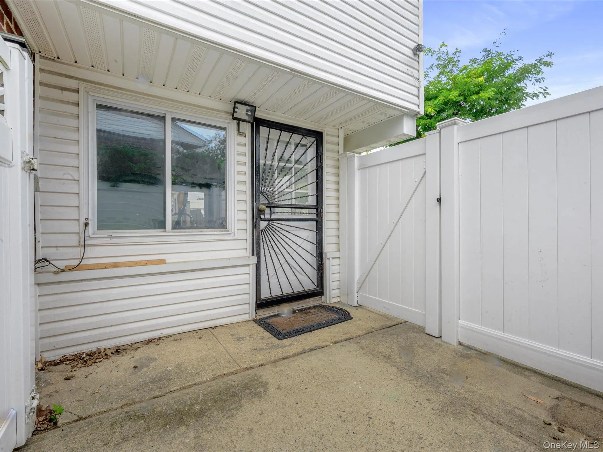 2182 Baylis Avenue, Hempstead, NY, 3 Bedrooms Bedrooms, 10 Rooms Rooms,3 BathroomsBathrooms,Residential,For Rent,Baylis,0,1022826 2182 Baylis Avenue, Hempstead, NY, 3 Bedrooms Bedrooms, 10 Rooms Rooms,3 BathroomsBathrooms,Residential,For Rent,Baylis,0,1022826