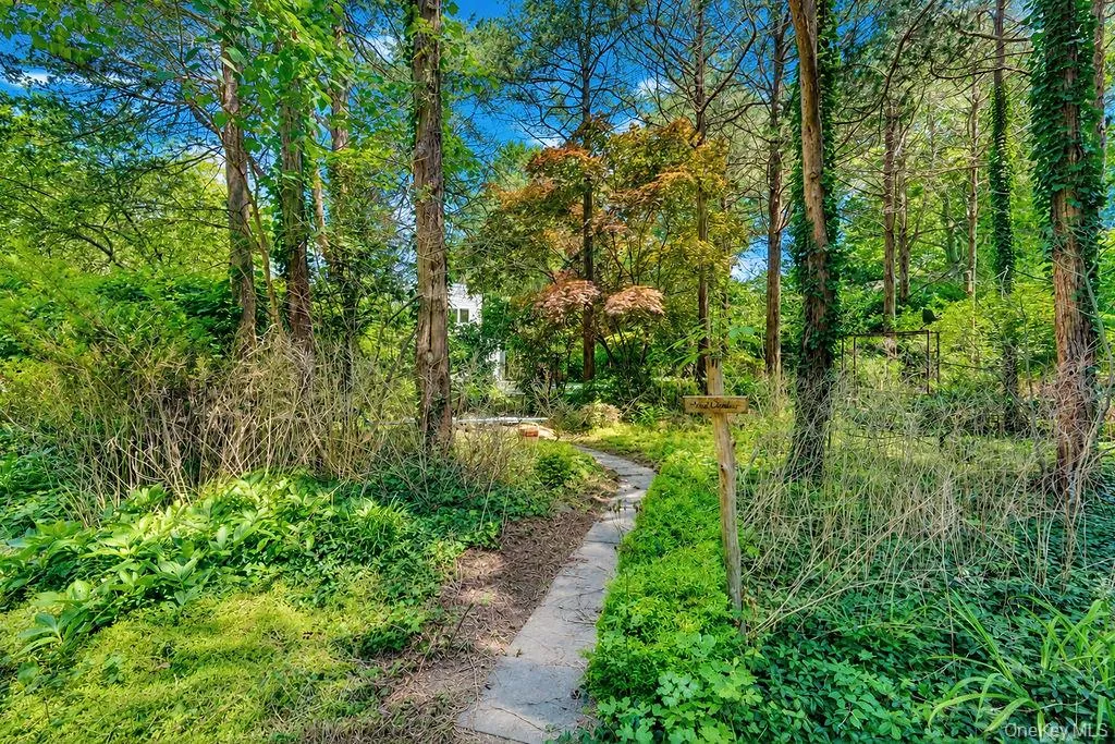 Entrance to the Pond Garden Entrance to the Pond Garden