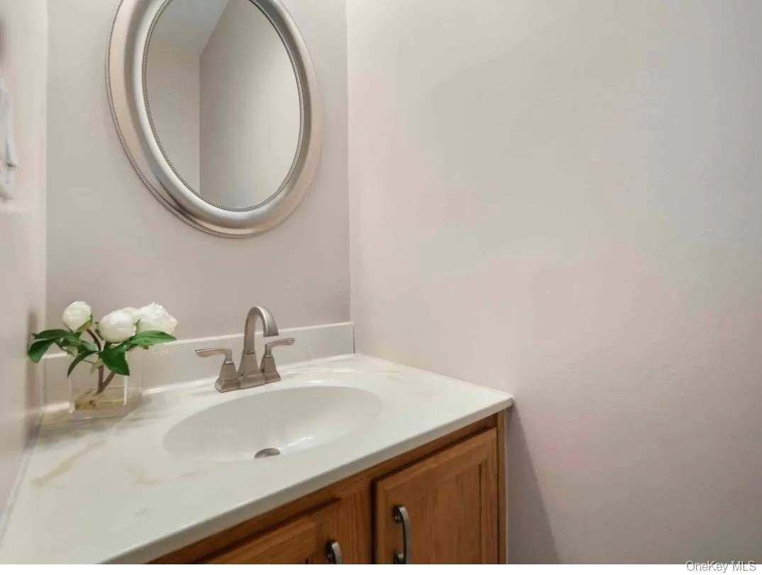 146 Foltim Way, Clarkstown, NY, 3 Bedrooms Bedrooms, 6 Rooms Rooms,2 BathroomsBathrooms,Residential,For Rent,Foltim,0,1022831 146 Foltim Way, Clarkstown, NY, 3 Bedrooms Bedrooms, 6 Rooms Rooms,2 BathroomsBathrooms,Residential,For Rent,Foltim,0,1022831
