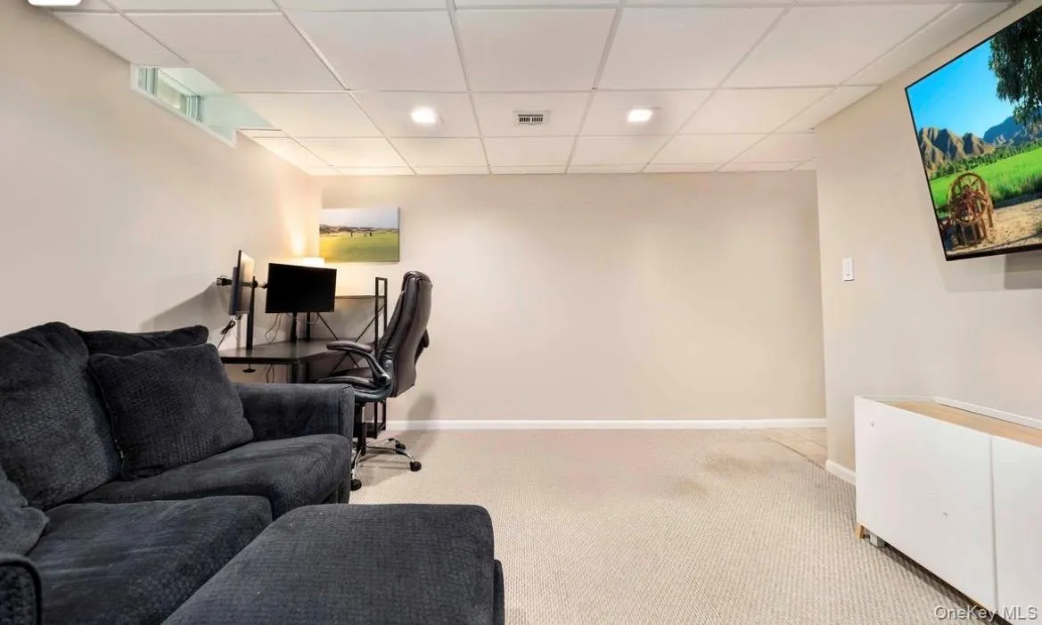 146 Foltim Way, Clarkstown, NY, 3 Bedrooms Bedrooms, 6 Rooms Rooms,2 BathroomsBathrooms,Residential,For Rent,Foltim,0,1022831 146 Foltim Way, Clarkstown, NY, 3 Bedrooms Bedrooms, 6 Rooms Rooms,2 BathroomsBathrooms,Residential,For Rent,Foltim,0,1022831
