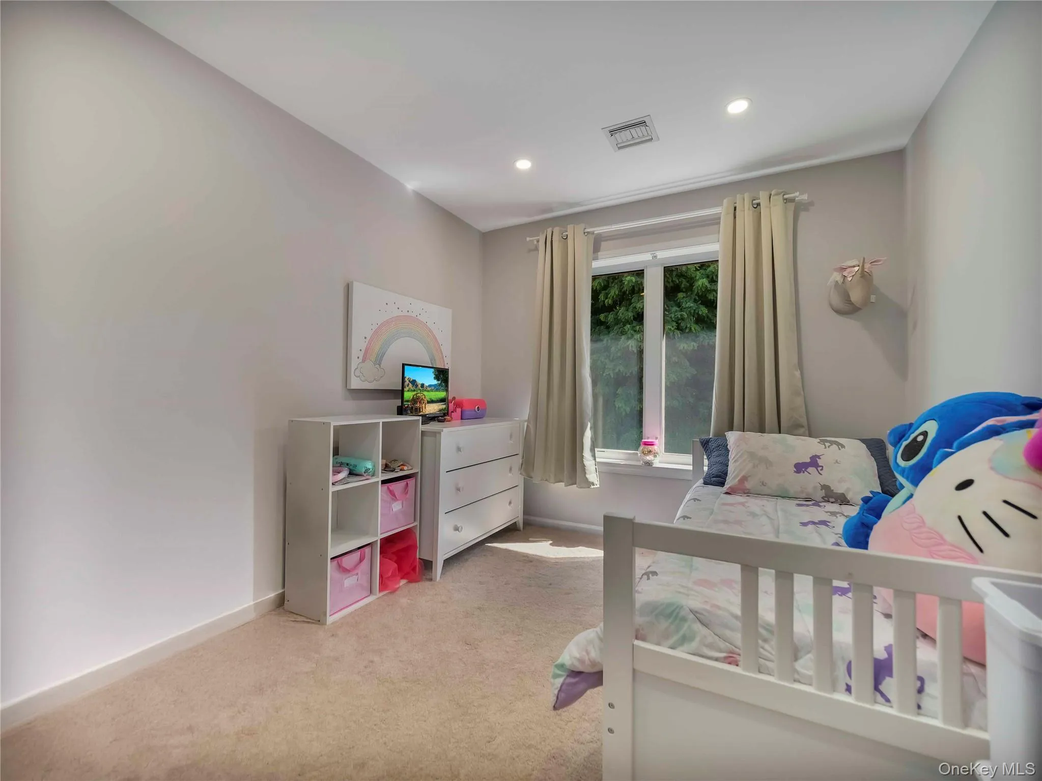 146 Foltim Way, Clarkstown, NY, 3 Bedrooms Bedrooms, 6 Rooms Rooms,2 BathroomsBathrooms,Residential,For Rent,Foltim,0,1022831 146 Foltim Way, Clarkstown, NY, 3 Bedrooms Bedrooms, 6 Rooms Rooms,2 BathroomsBathrooms,Residential,For Rent,Foltim,0,1022831