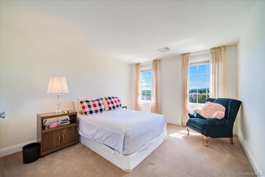 3rd bedroom; 3rd bedroom;
