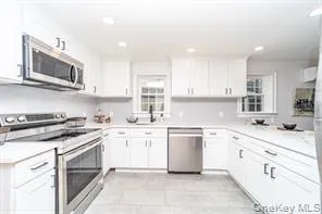 70 New Paltz, Lloyd, NY, 2 Bedrooms Bedrooms, 5 Rooms Rooms,1 BathroomBathrooms,Residential Lease,For Rent,New Paltz,0,1022834 70 New Paltz, Lloyd, NY, 2 Bedrooms Bedrooms, 5 Rooms Rooms,1 BathroomBathrooms,Residential Lease,For Rent,New Paltz,0,1022834