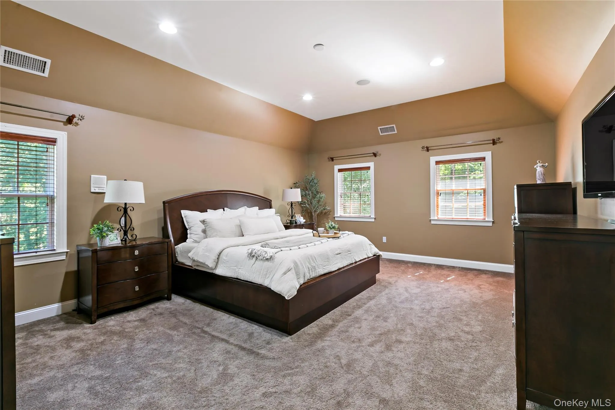 1985 Hunterbrook Road, Yorktown, NY, 5 Bedrooms Bedrooms, 13 Rooms Rooms,4 BathroomsBathrooms,Residential,For Rent,Hunterbrook,0,1022836 1985 Hunterbrook Road, Yorktown, NY, 5 Bedrooms Bedrooms, 13 Rooms Rooms,4 BathroomsBathrooms,Residential,For Rent,Hunterbrook,0,1022836