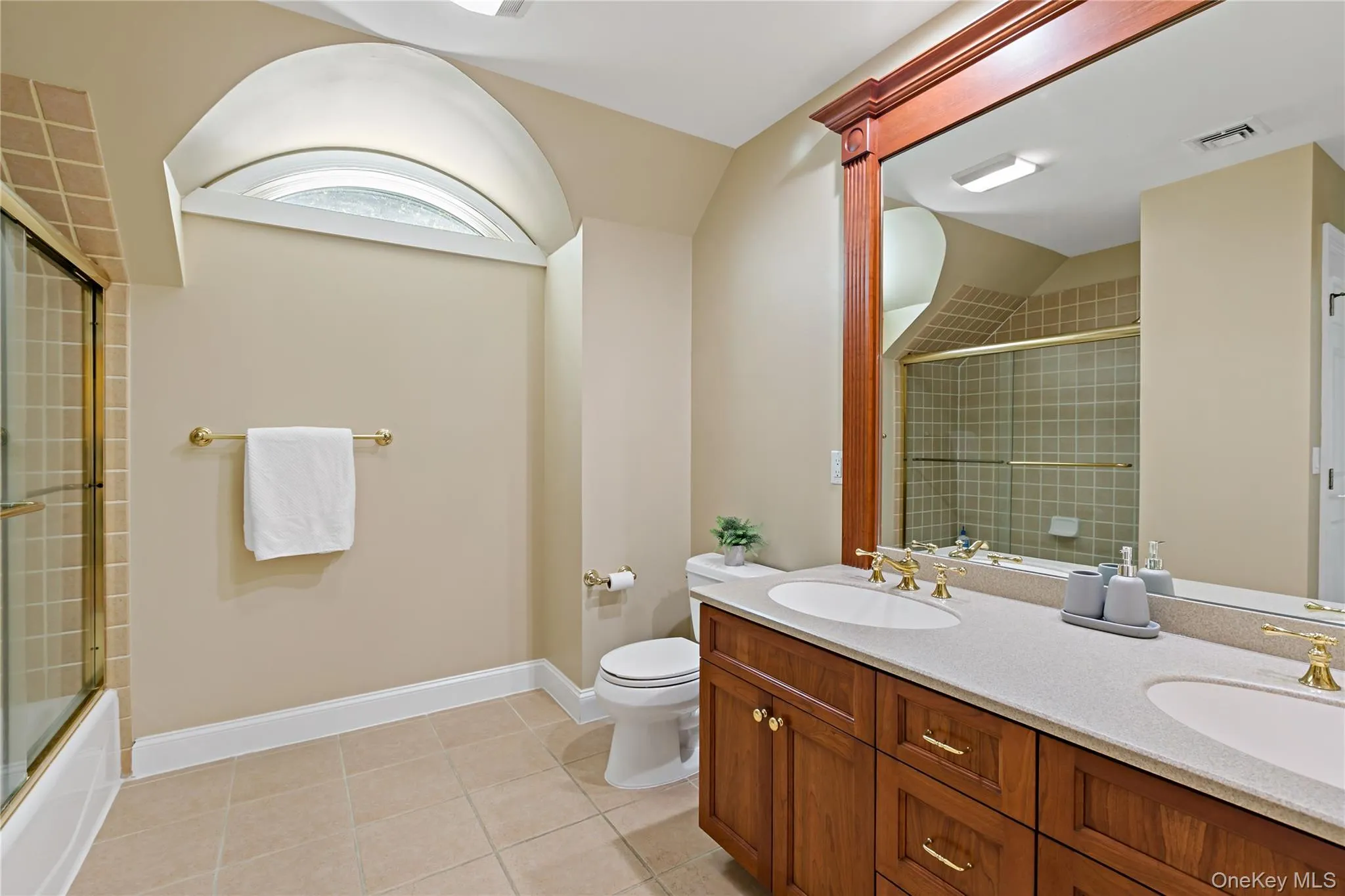 1985 Hunterbrook Road, Yorktown, NY, 5 Bedrooms Bedrooms, 13 Rooms Rooms,4 BathroomsBathrooms,Residential,For Rent,Hunterbrook,0,1022836 1985 Hunterbrook Road, Yorktown, NY, 5 Bedrooms Bedrooms, 13 Rooms Rooms,4 BathroomsBathrooms,Residential,For Rent,Hunterbrook,0,1022836