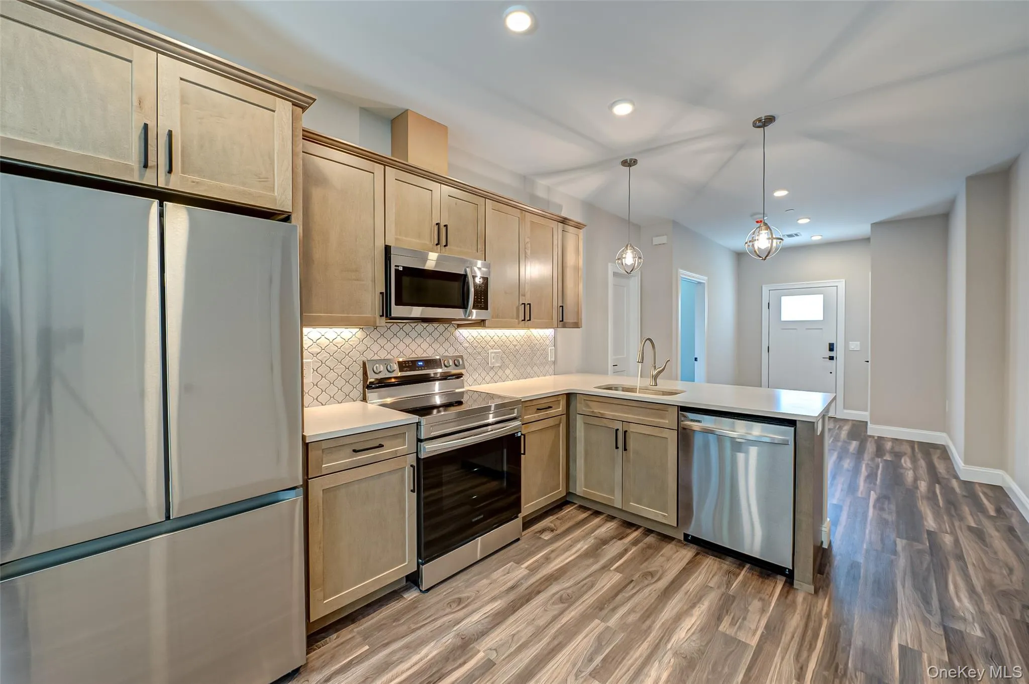 1 Conklin Street, Oyster Bay, NY, 2 Bedrooms Bedrooms, 5 Rooms Rooms,2 BathroomsBathrooms,Residential Lease,For Rent,Conklin,0,1022838 1 Conklin Street, Oyster Bay, NY, 2 Bedrooms Bedrooms, 5 Rooms Rooms,2 BathroomsBathrooms,Residential Lease,For Rent,Conklin,0,1022838