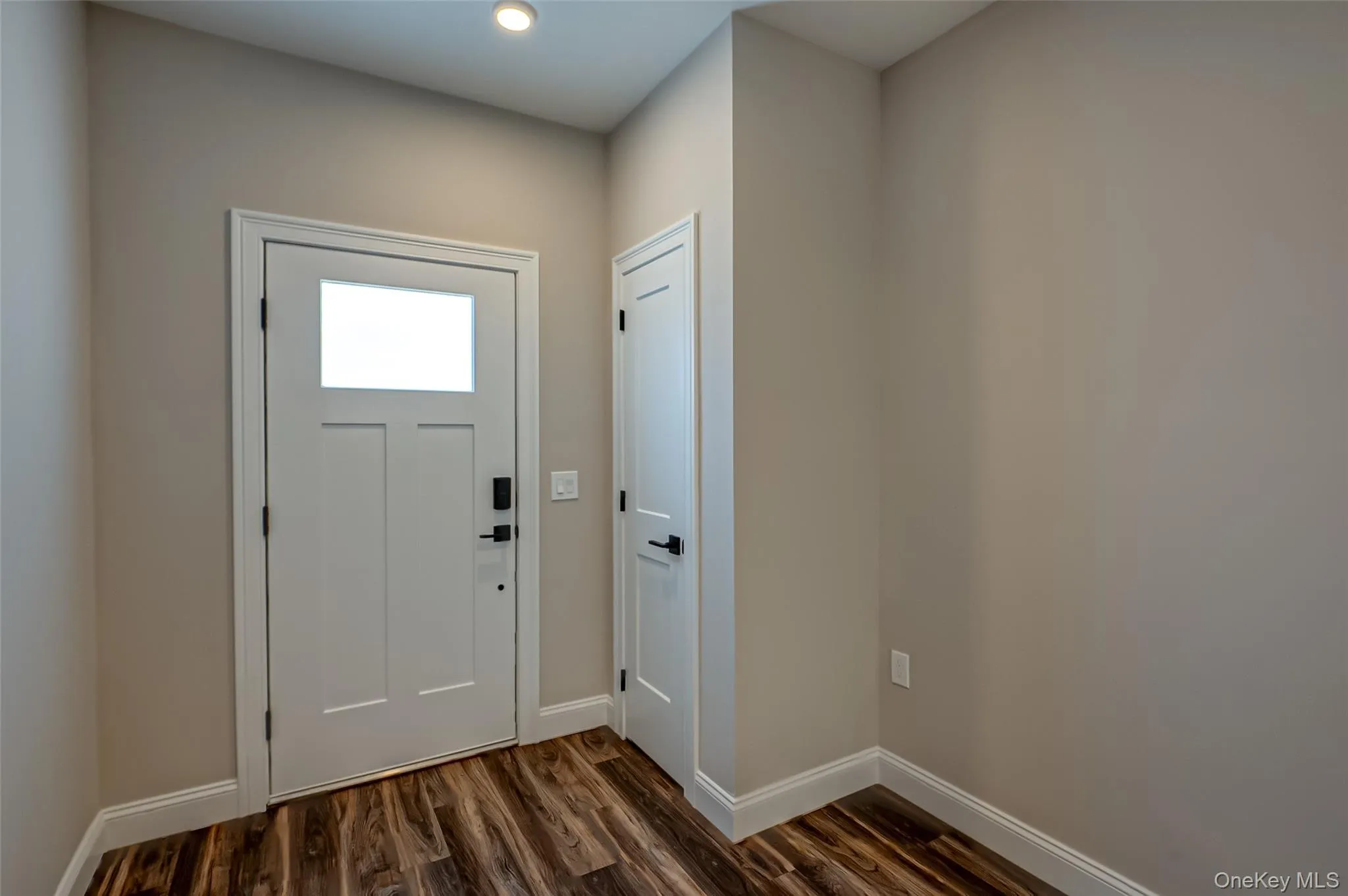 1 Conklin Street, Oyster Bay, NY, 2 Bedrooms Bedrooms, 5 Rooms Rooms,2 BathroomsBathrooms,Residential Lease,For Rent,Conklin,0,1022838 1 Conklin Street, Oyster Bay, NY, 2 Bedrooms Bedrooms, 5 Rooms Rooms,2 BathroomsBathrooms,Residential Lease,For Rent,Conklin,0,1022838