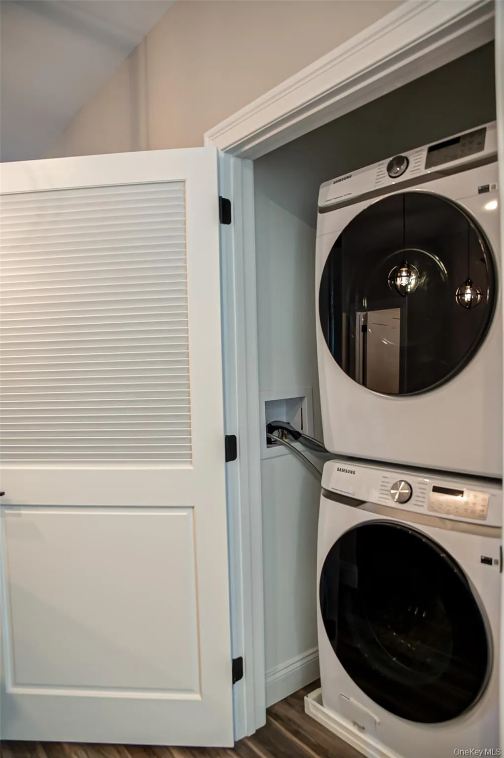 1 Conklin Street, Oyster Bay, NY, 2 Bedrooms Bedrooms, 5 Rooms Rooms,2 BathroomsBathrooms,Residential Lease,For Rent,Conklin,0,1022838 1 Conklin Street, Oyster Bay, NY, 2 Bedrooms Bedrooms, 5 Rooms Rooms,2 BathroomsBathrooms,Residential Lease,For Rent,Conklin,0,1022838