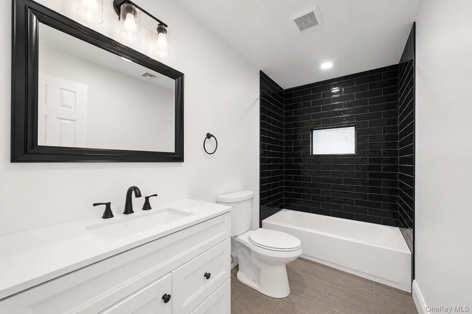 55 Yuma Lane, Islip, NY, 4 Bedrooms Bedrooms, 9 Rooms Rooms,2 BathroomsBathrooms,Residential,For Rent,Yuma,0,1022841 55 Yuma Lane, Islip, NY, 4 Bedrooms Bedrooms, 9 Rooms Rooms,2 BathroomsBathrooms,Residential,For Rent,Yuma,0,1022841