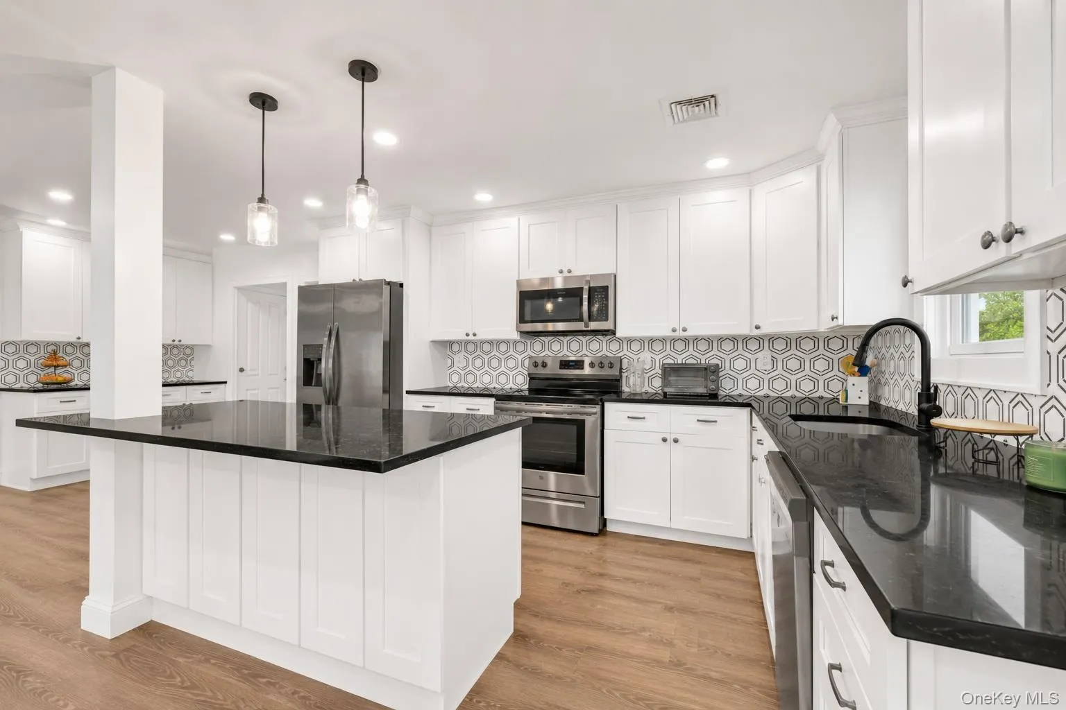 55 Yuma Lane, Islip, NY, 4 Bedrooms Bedrooms, 9 Rooms Rooms,2 BathroomsBathrooms,Residential,For Rent,Yuma,0,1022841 55 Yuma Lane, Islip, NY, 4 Bedrooms Bedrooms, 9 Rooms Rooms,2 BathroomsBathrooms,Residential,For Rent,Yuma,0,1022841