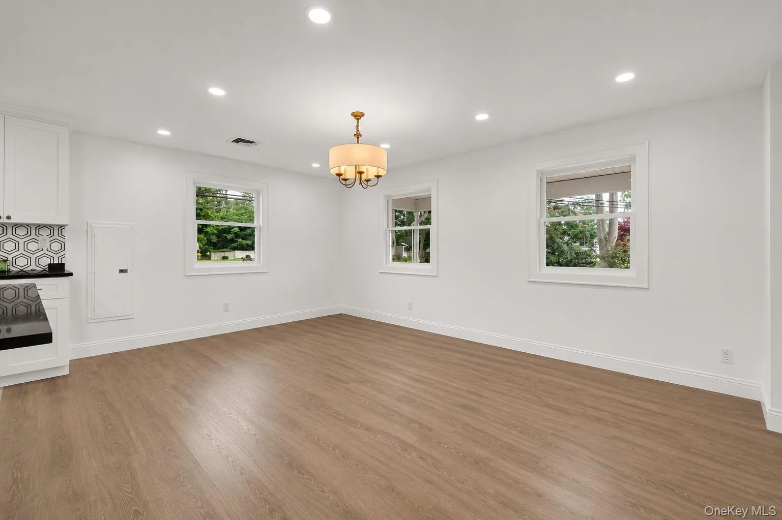 55 Yuma Lane, Islip, NY, 4 Bedrooms Bedrooms, 9 Rooms Rooms,2 BathroomsBathrooms,Residential,For Rent,Yuma,0,1022841 55 Yuma Lane, Islip, NY, 4 Bedrooms Bedrooms, 9 Rooms Rooms,2 BathroomsBathrooms,Residential,For Rent,Yuma,0,1022841