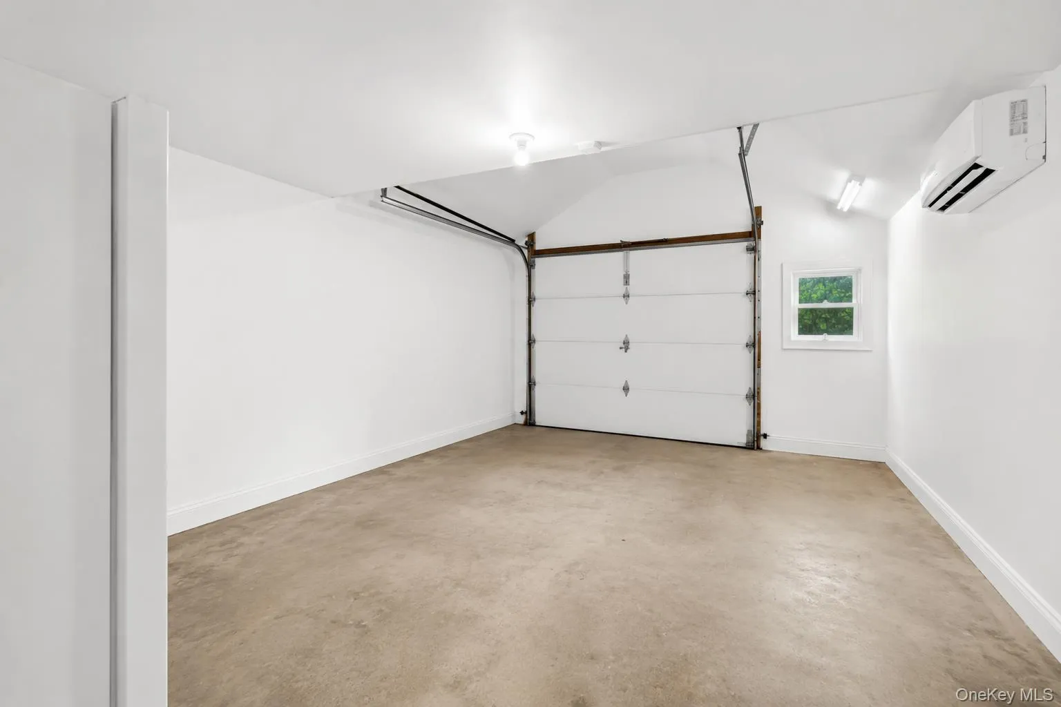 55 Yuma Lane, Islip, NY, 4 Bedrooms Bedrooms, 9 Rooms Rooms,2 BathroomsBathrooms,Residential,For Rent,Yuma,0,1022841 55 Yuma Lane, Islip, NY, 4 Bedrooms Bedrooms, 9 Rooms Rooms,2 BathroomsBathrooms,Residential,For Rent,Yuma,0,1022841