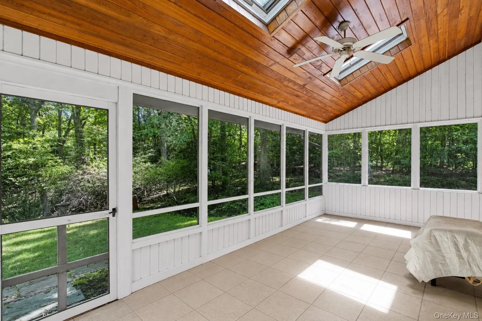 21 Druid Hill Road, Brookhaven, NY, 4 Bedrooms Bedrooms, 11 Rooms Rooms,2 BathroomsBathrooms,Residential,For Rent,Druid Hill,0,1022843 21 Druid Hill Road, Brookhaven, NY, 4 Bedrooms Bedrooms, 11 Rooms Rooms,2 BathroomsBathrooms,Residential,For Rent,Druid Hill,0,1022843