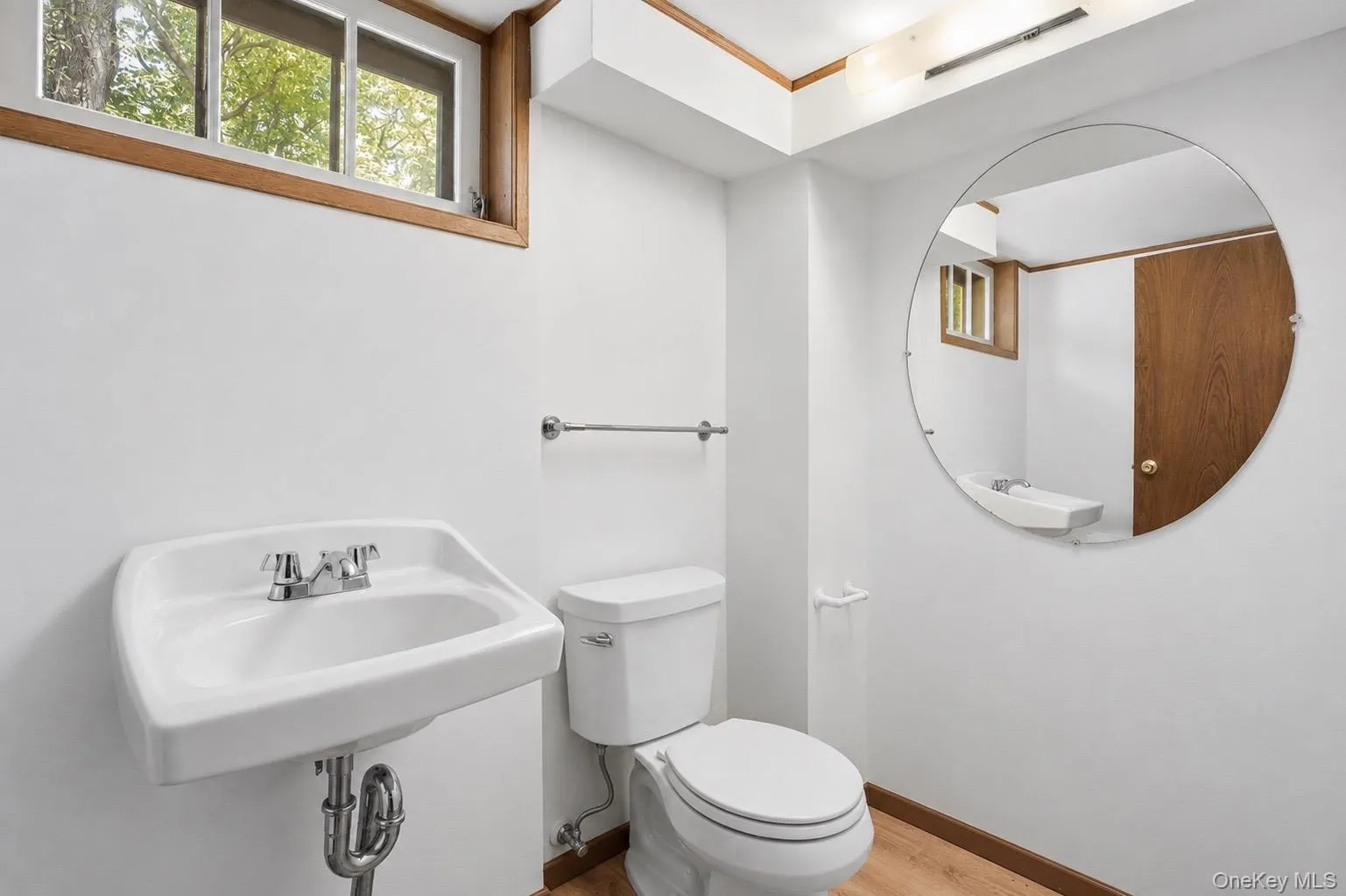 21 Druid Hill Road, Brookhaven, NY, 4 Bedrooms Bedrooms, 11 Rooms Rooms,2 BathroomsBathrooms,Residential,For Rent,Druid Hill,0,1022843 21 Druid Hill Road, Brookhaven, NY, 4 Bedrooms Bedrooms, 11 Rooms Rooms,2 BathroomsBathrooms,Residential,For Rent,Druid Hill,0,1022843