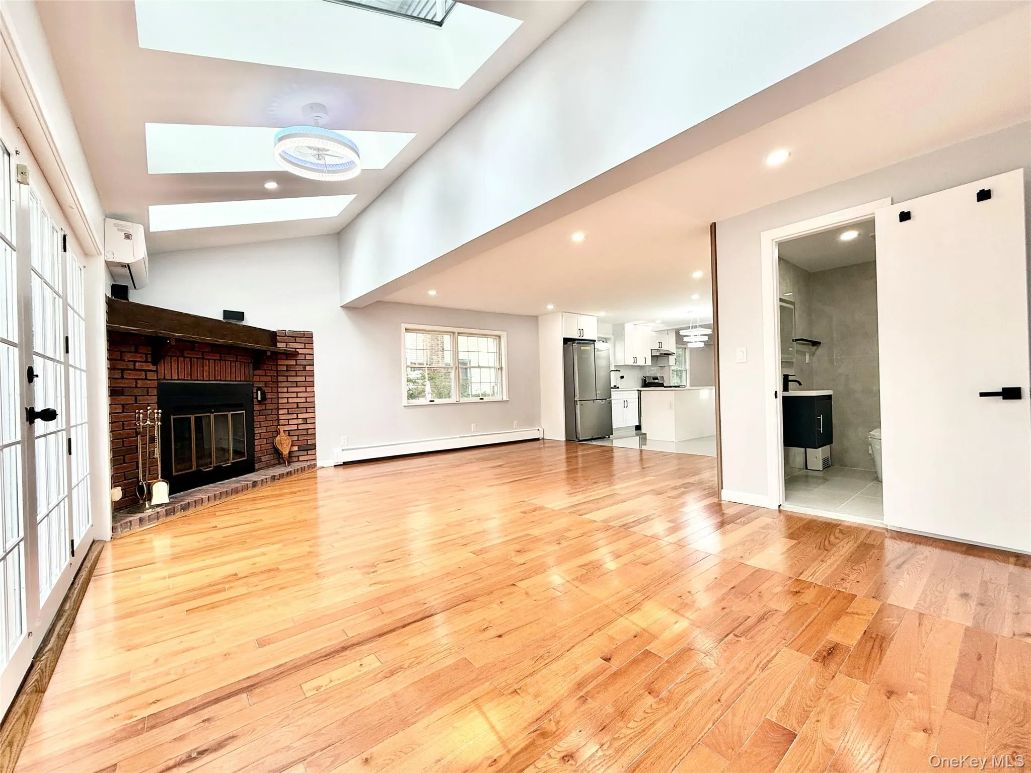 20 Baylis Place, Oyster Bay, NY, 3 Bedrooms Bedrooms, 6 Rooms Rooms,3 BathroomsBathrooms,Residential,For Rent,Baylis,0,1022844 20 Baylis Place, Oyster Bay, NY, 3 Bedrooms Bedrooms, 6 Rooms Rooms,3 BathroomsBathrooms,Residential,For Rent,Baylis,0,1022844