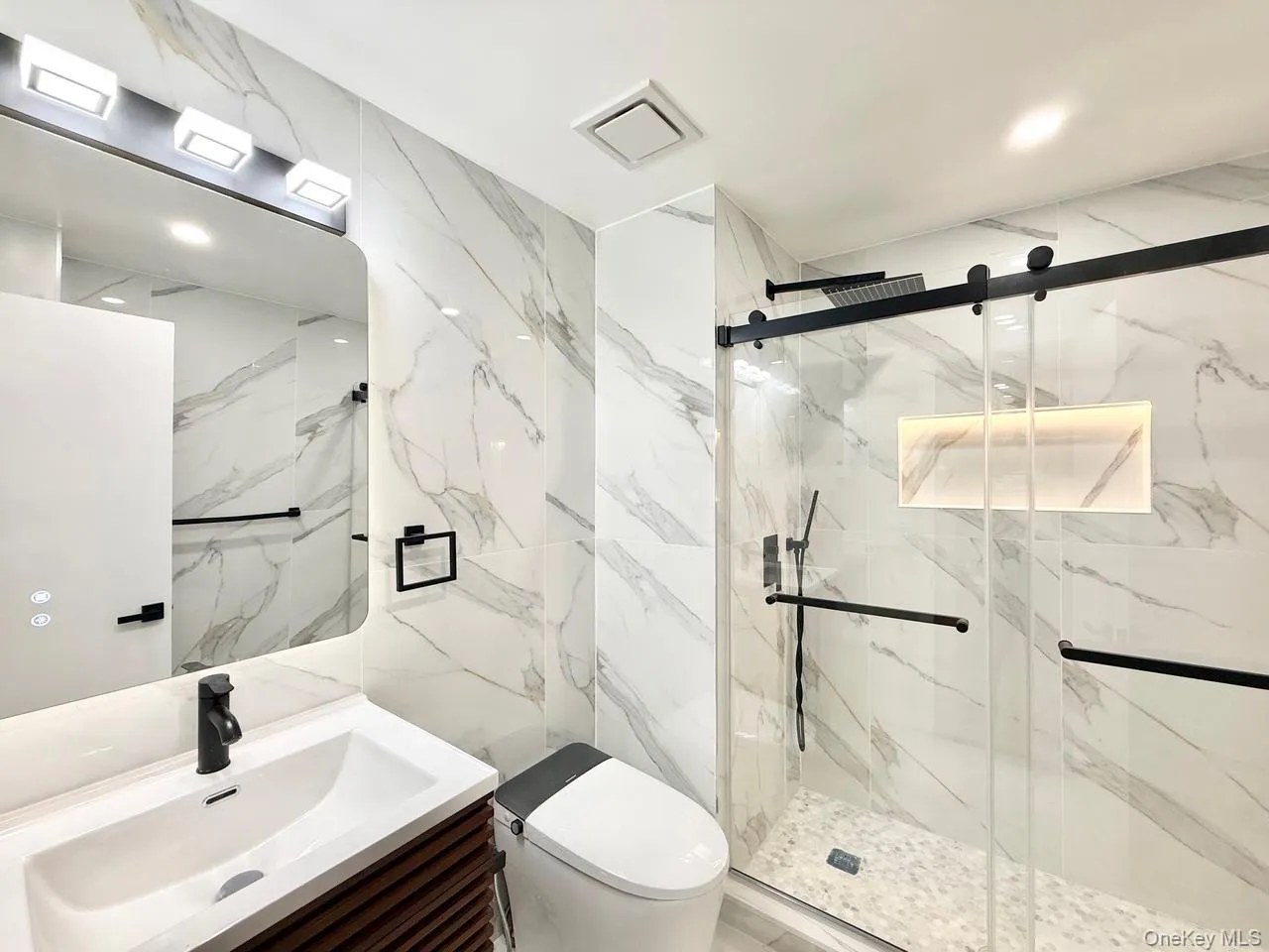 20 Baylis Place, Oyster Bay, NY, 3 Bedrooms Bedrooms, 6 Rooms Rooms,3 BathroomsBathrooms,Residential,For Rent,Baylis,0,1022844 20 Baylis Place, Oyster Bay, NY, 3 Bedrooms Bedrooms, 6 Rooms Rooms,3 BathroomsBathrooms,Residential,For Rent,Baylis,0,1022844