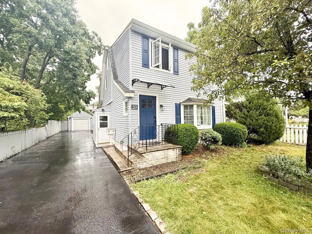 20 Baylis Place, Oyster Bay, NY, 3 Bedrooms Bedrooms, 6 Rooms Rooms,3 BathroomsBathrooms,Residential,For Rent,Baylis,0,1022844 20 Baylis Place, Oyster Bay, NY, 3 Bedrooms Bedrooms, 6 Rooms Rooms,3 BathroomsBathrooms,Residential,For Rent,Baylis,0,1022844