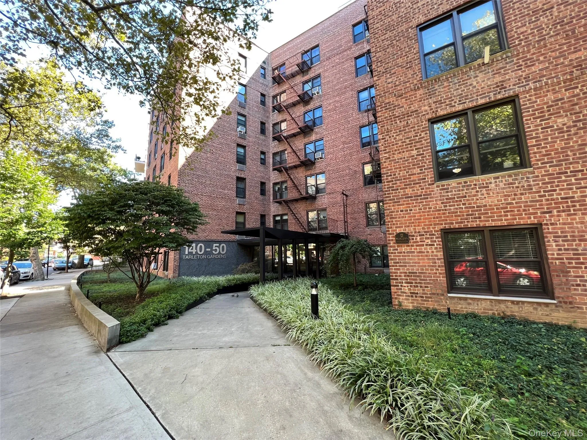 14050 Burden Crescent, New York, NY, 3 Rooms Rooms,1 BathroomBathrooms,Residential,For Rent,Burden Crescent,0,1022855 14050 Burden Crescent, New York, NY, 3 Rooms Rooms,1 BathroomBathrooms,Residential,For Rent,Burden Crescent,0,1022855